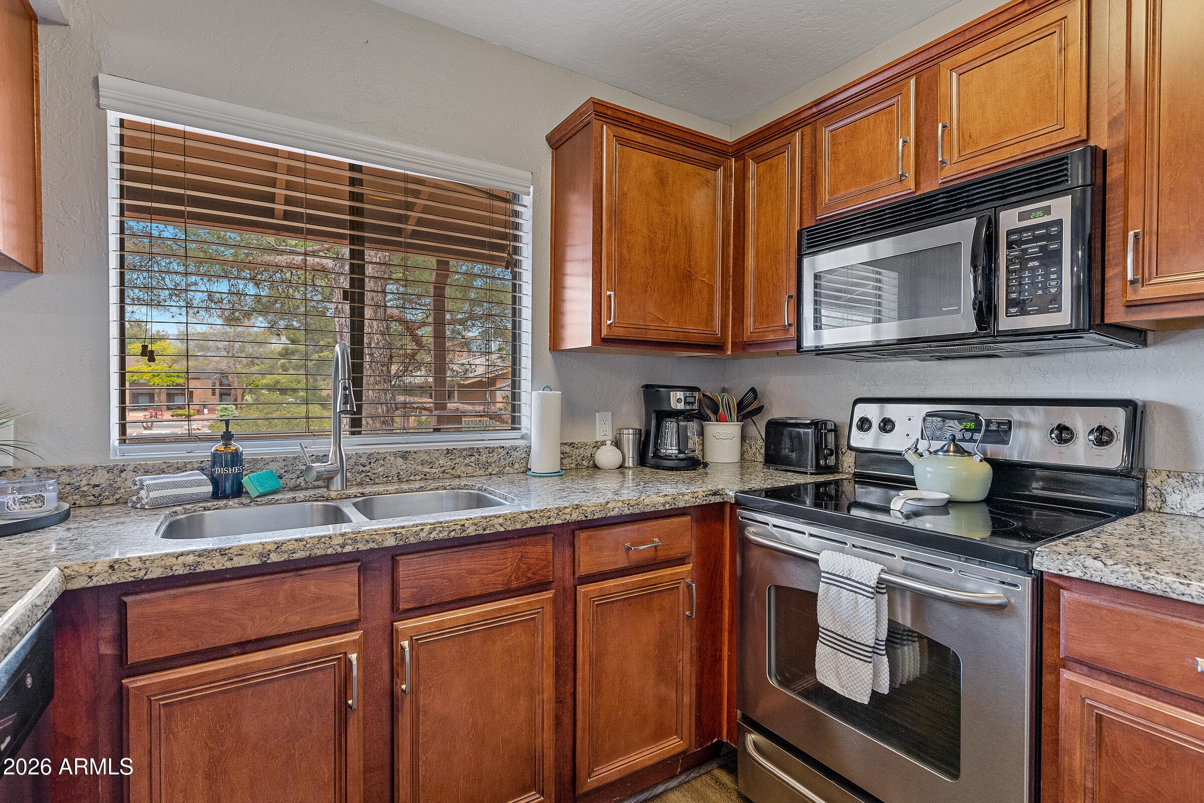 95 E CORTEZ DR - Photo 4