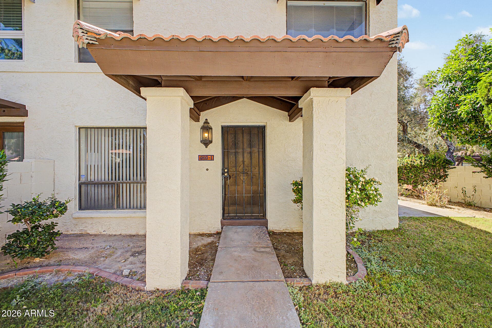 4810 E EUCLID AVE - Photo 1