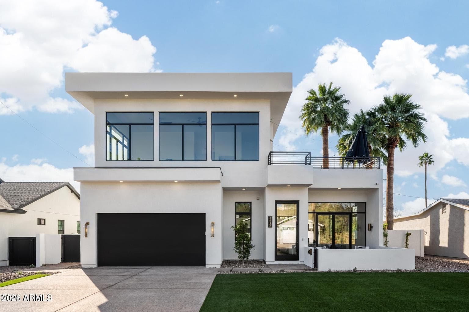 4120 N 44th Pl — photo 1