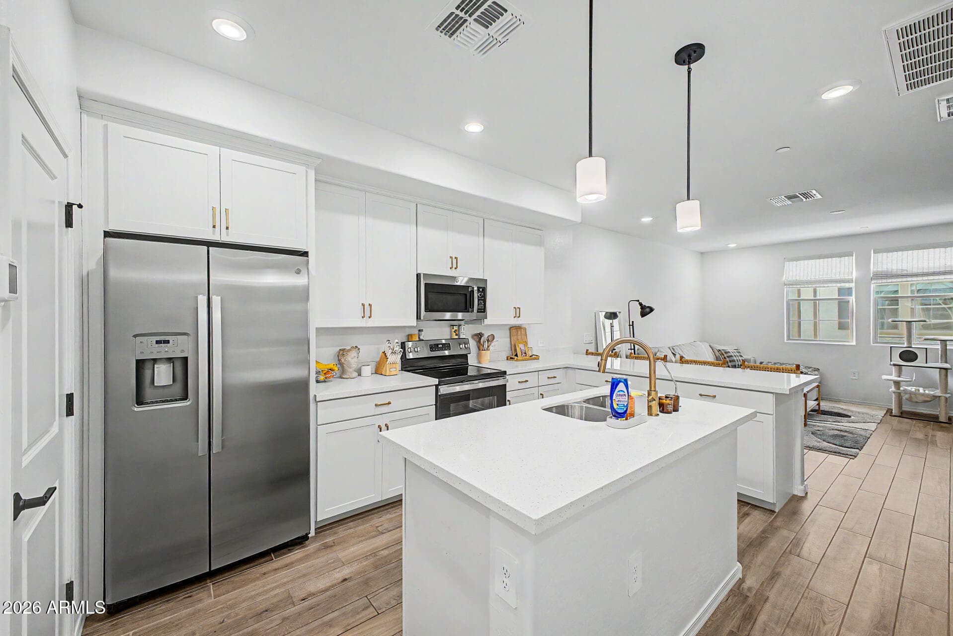1821 E BERNIE LN - Photo 5