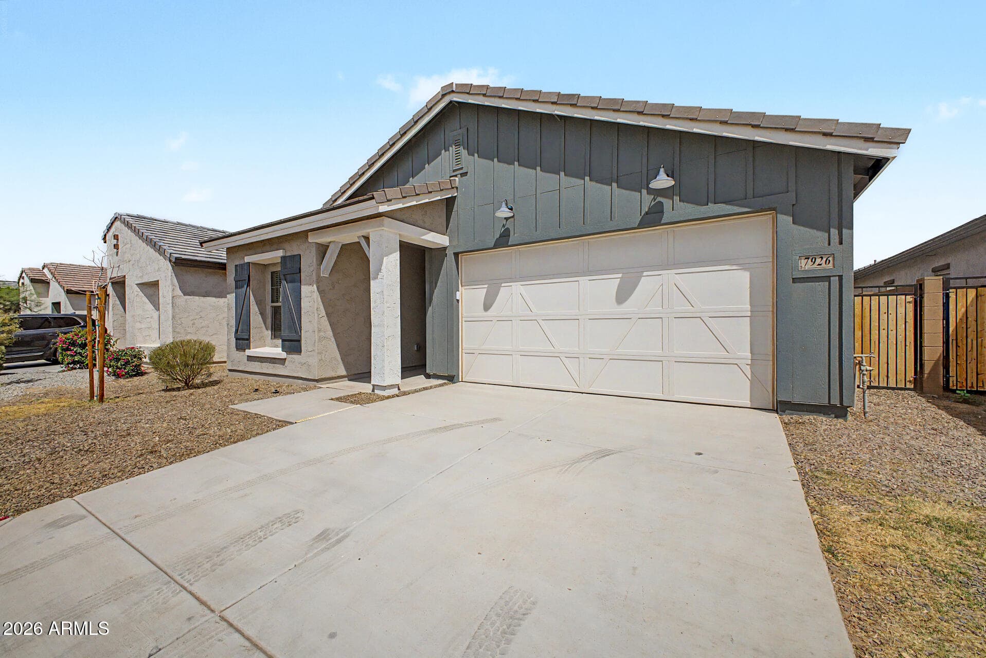 7926 W Frier Dr — photo 1