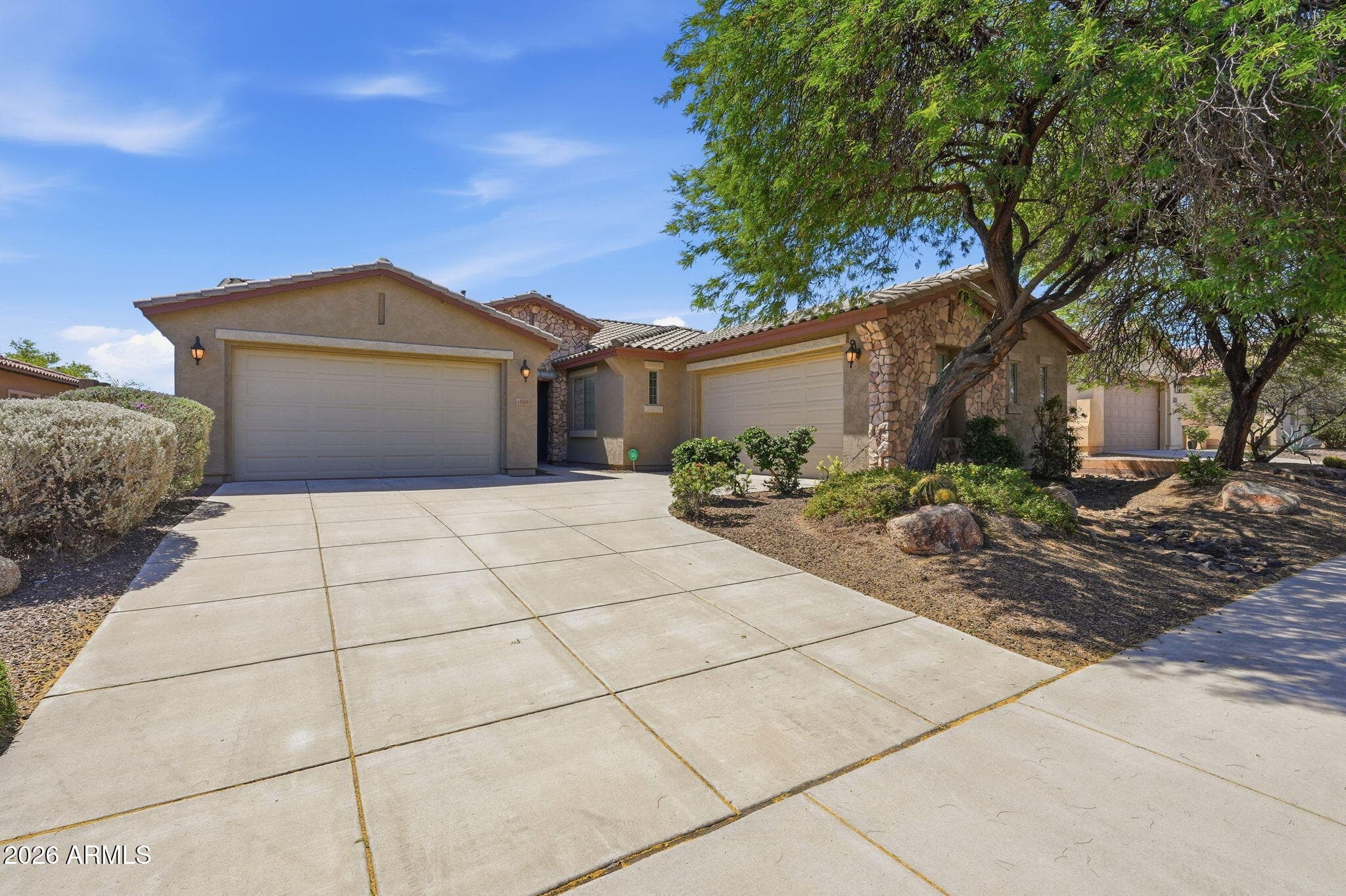 12519 W Palo Brea Ln — photo 2