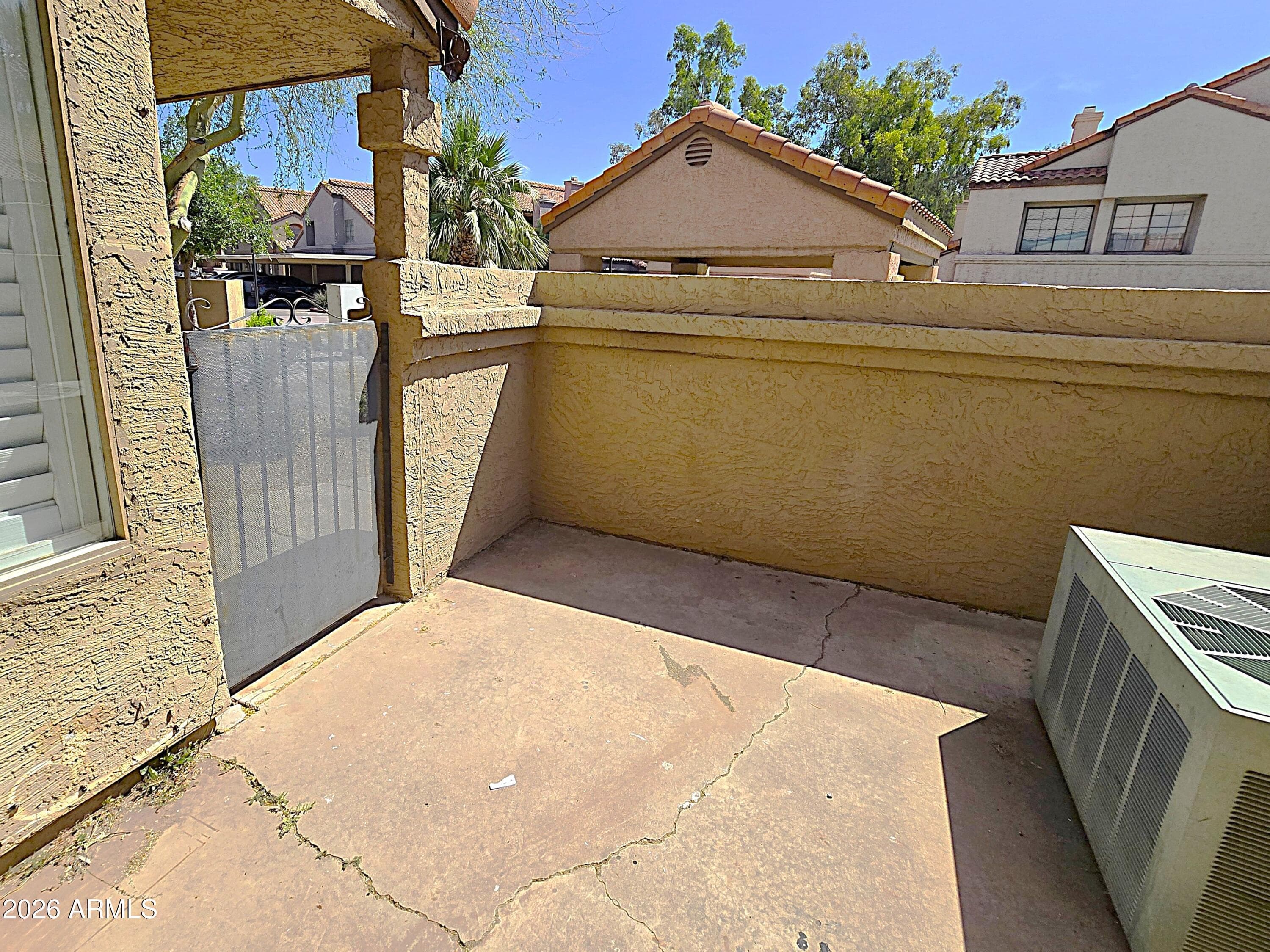 819 N COLLEGE AVE - Photo 3