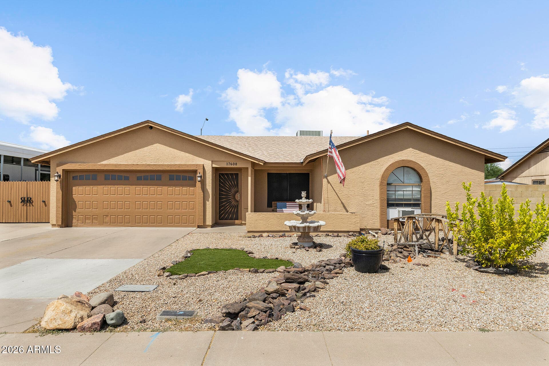 17608 N 42nd Ln — photo 1