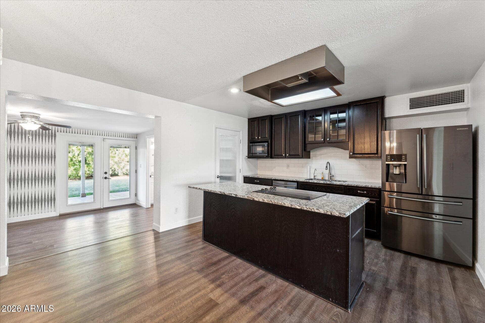 8420 E Hubbell St — photo 1