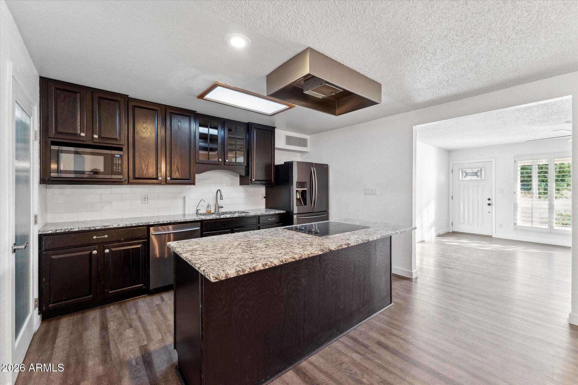 8420 E Hubbell St — photo 2