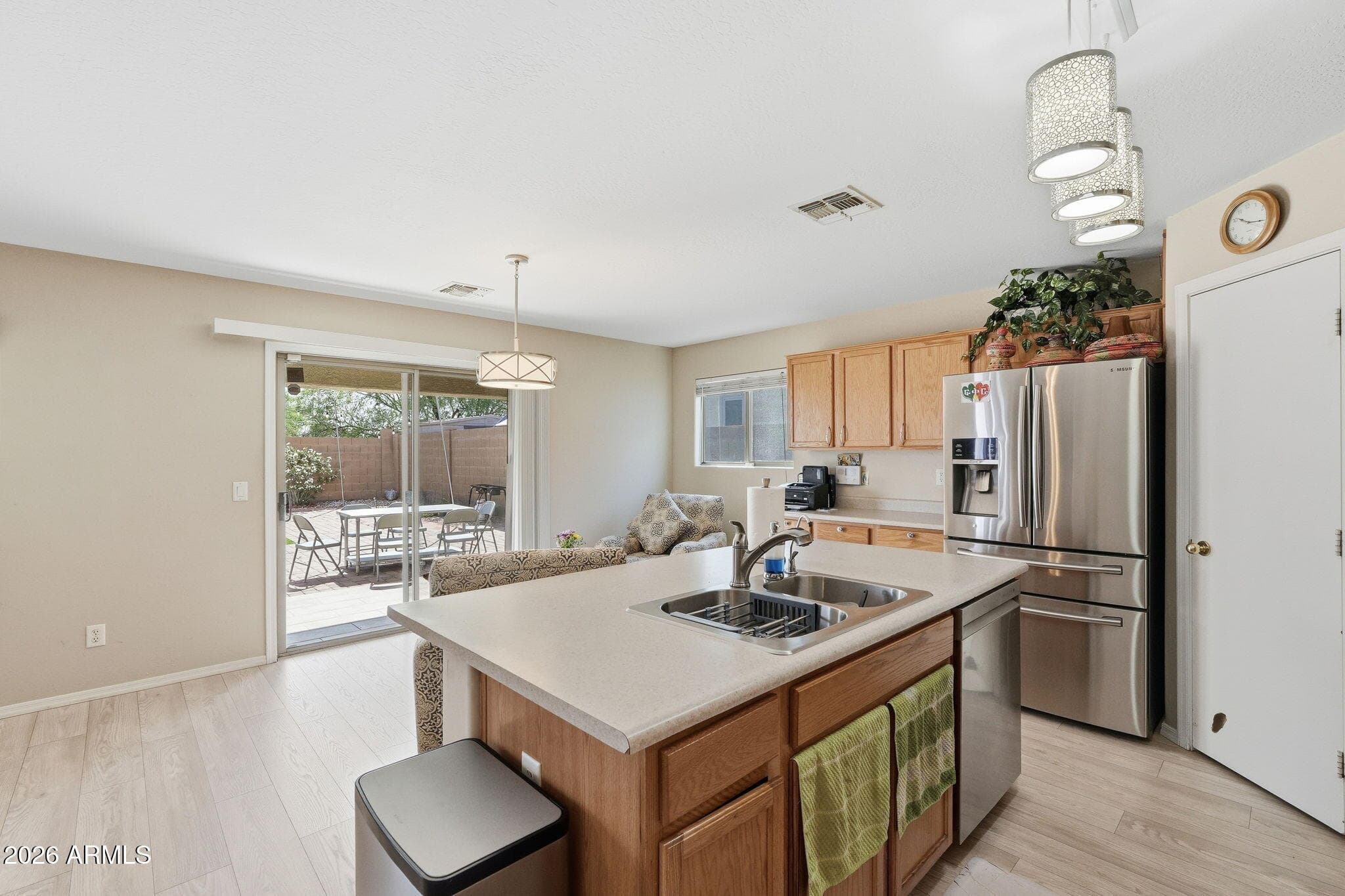 5309 S 16th Dr — photo 2