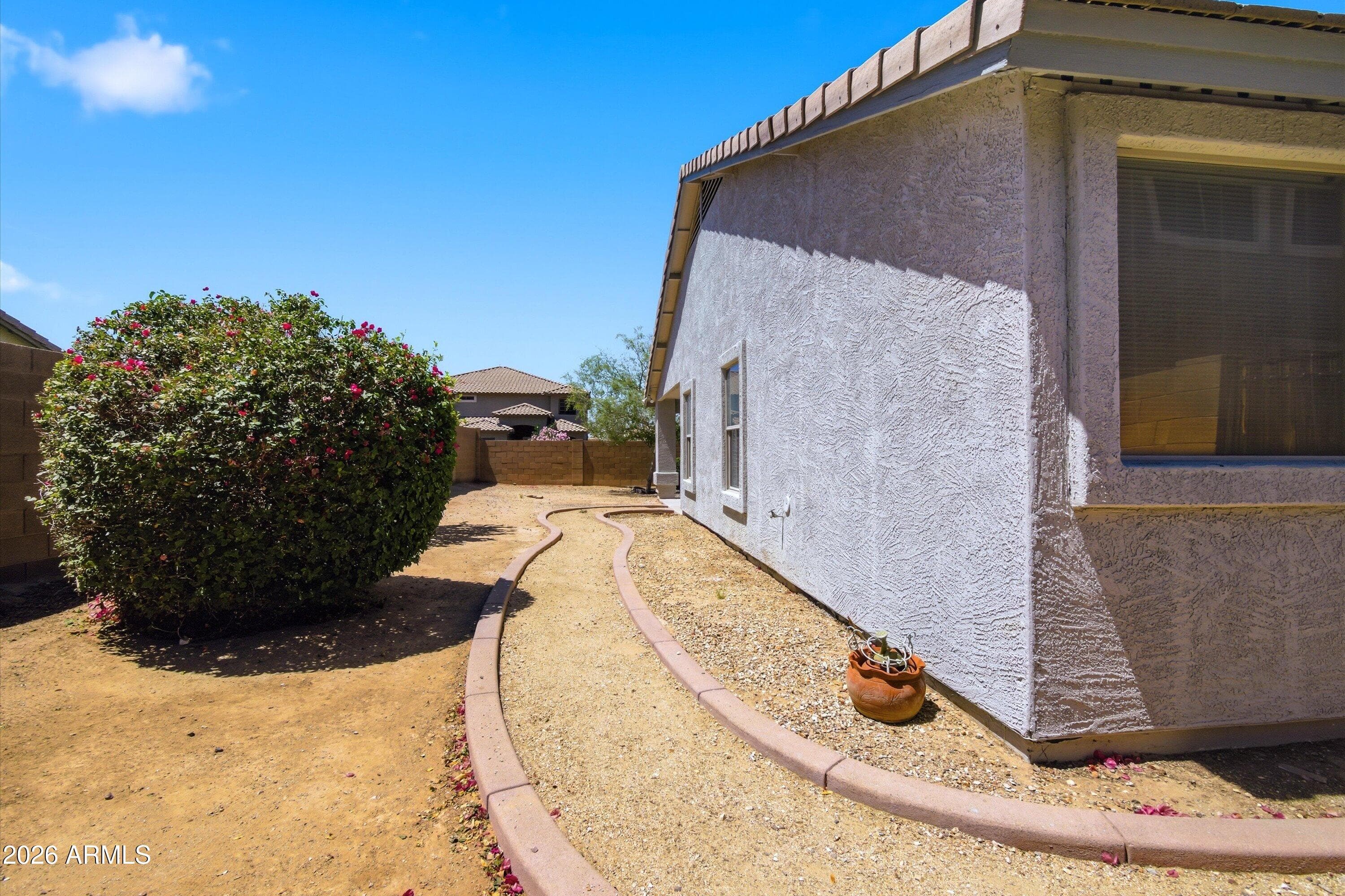 2933 W Maldonado Rd — photo 29