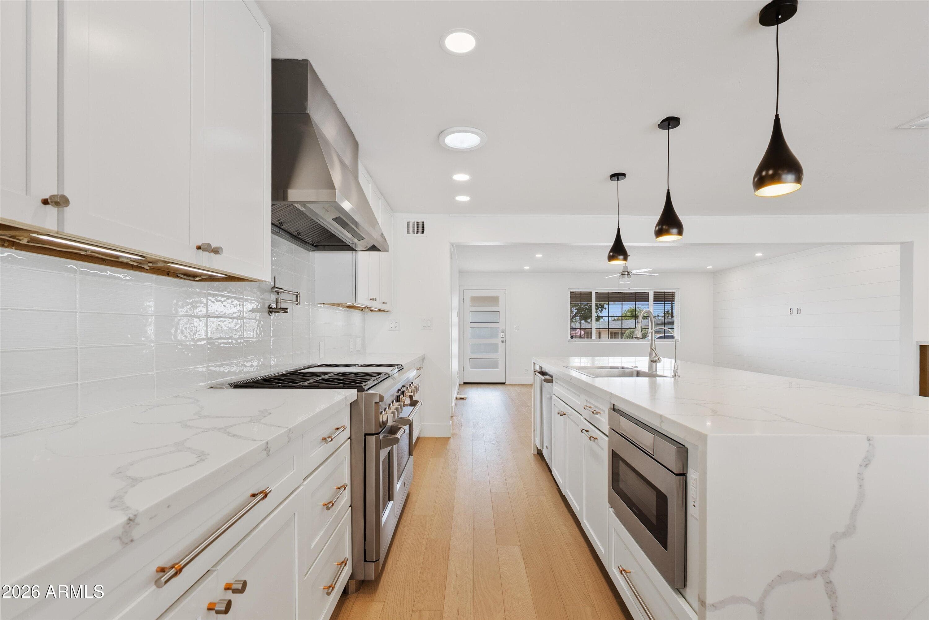 8515 N 13TH PL - See more photos
