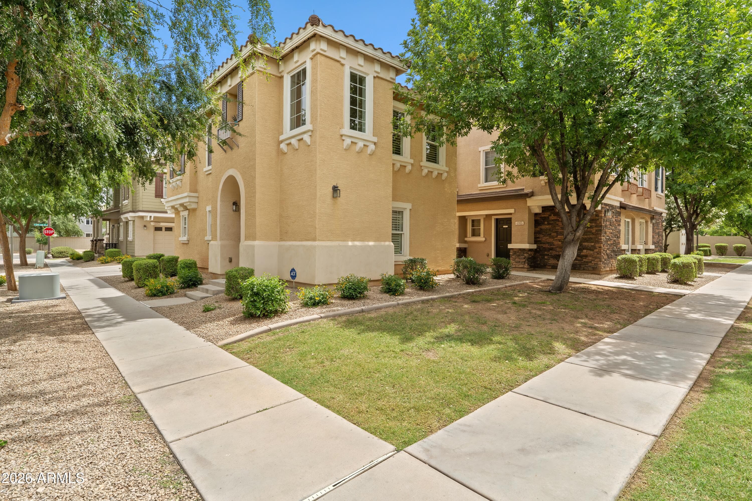 4063 E Windsor Dr — photo 2