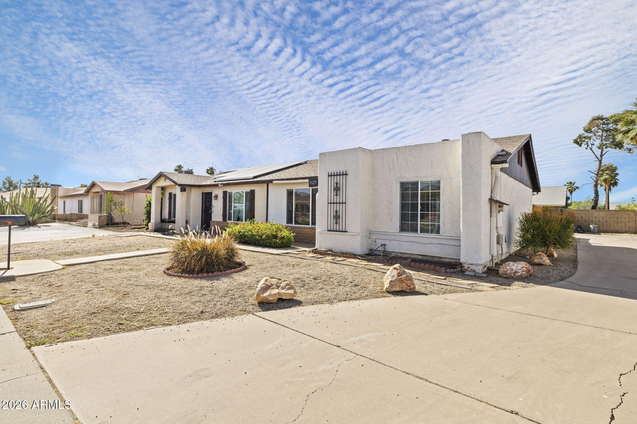 5123 W WILLOW AVE - Photo 1
