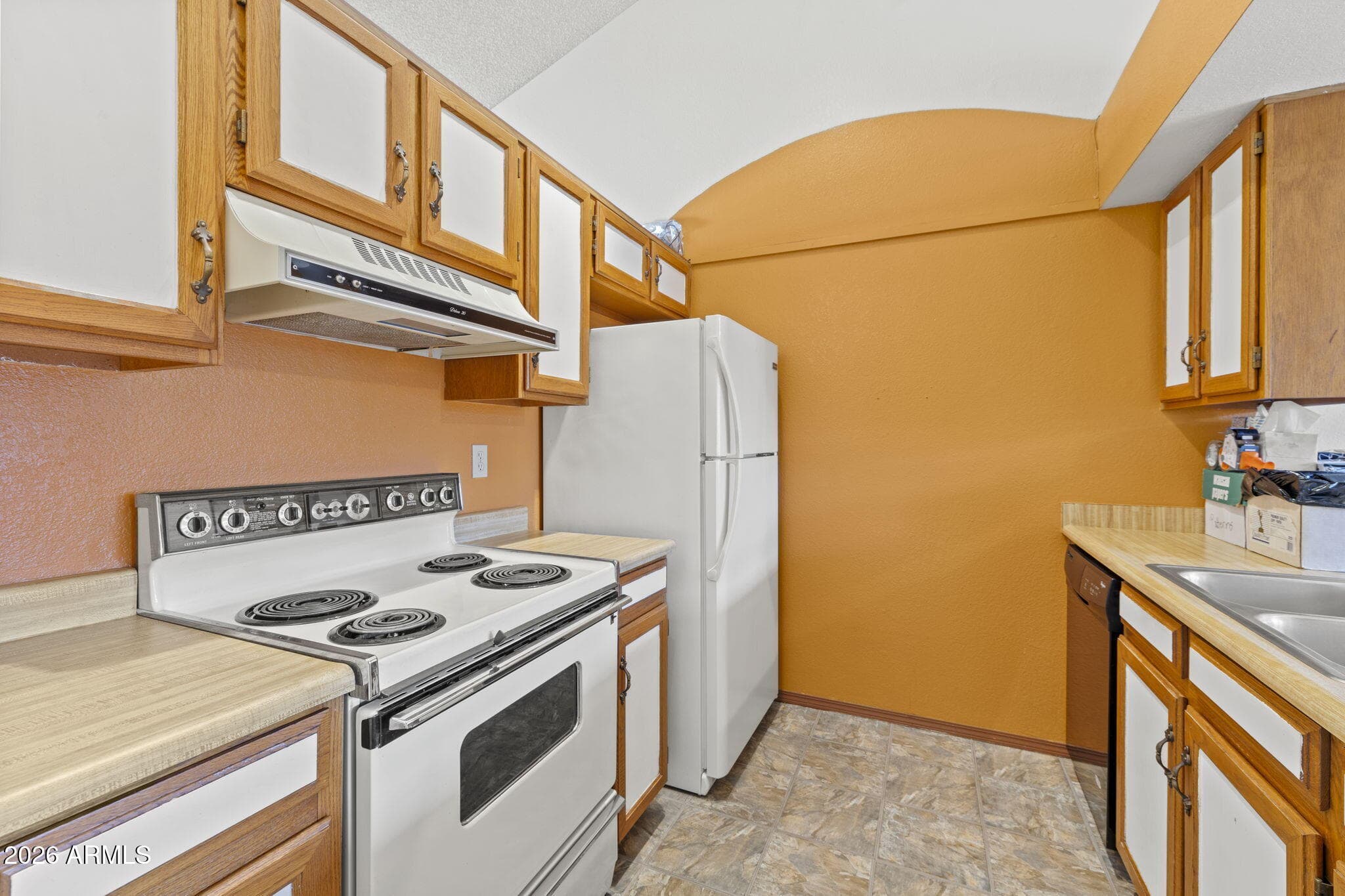 5123 W WILLOW AVE - See more photos