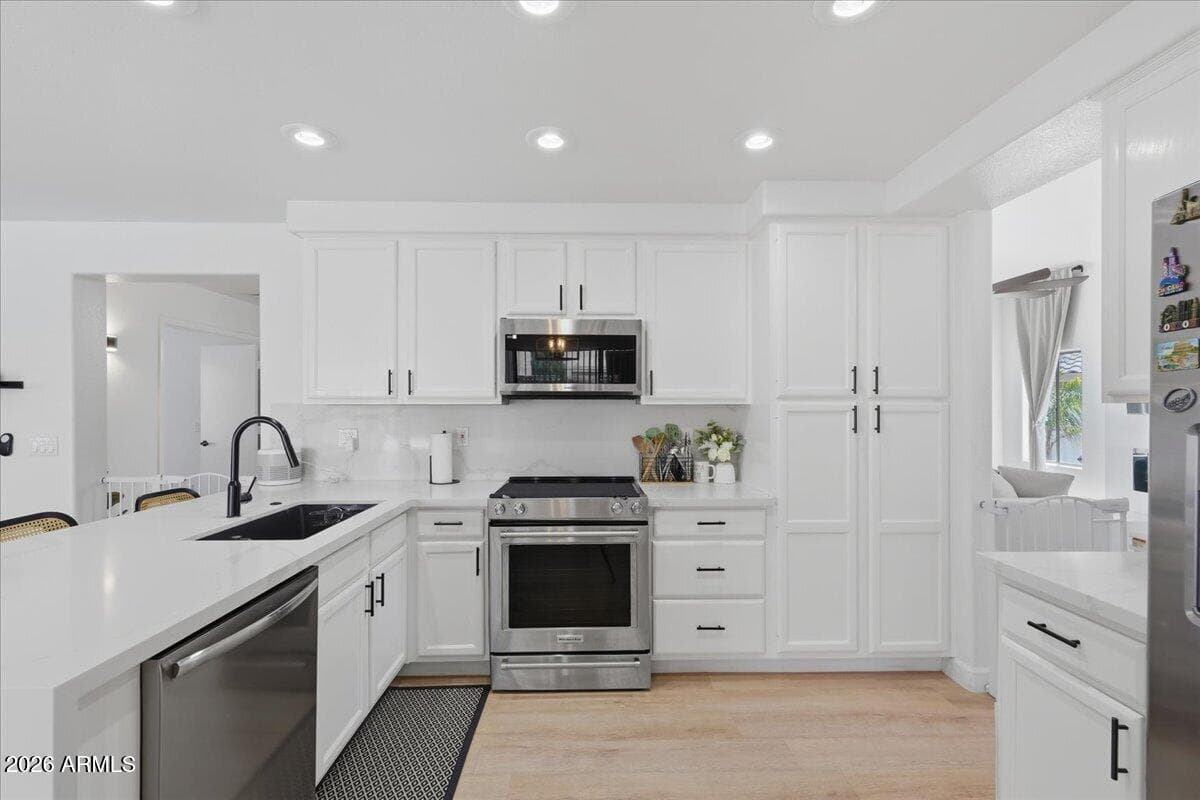 2442 S Augustine Circle — photo 2