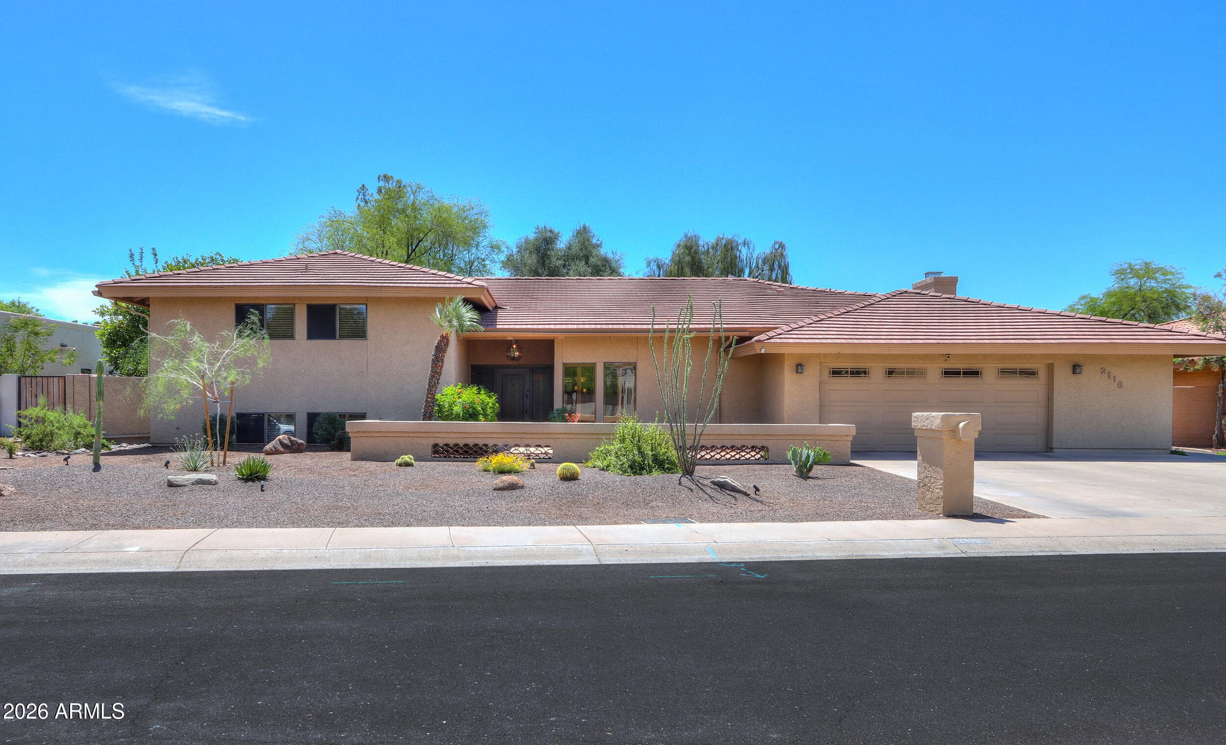 2115 E Woodman Dr — photo 1