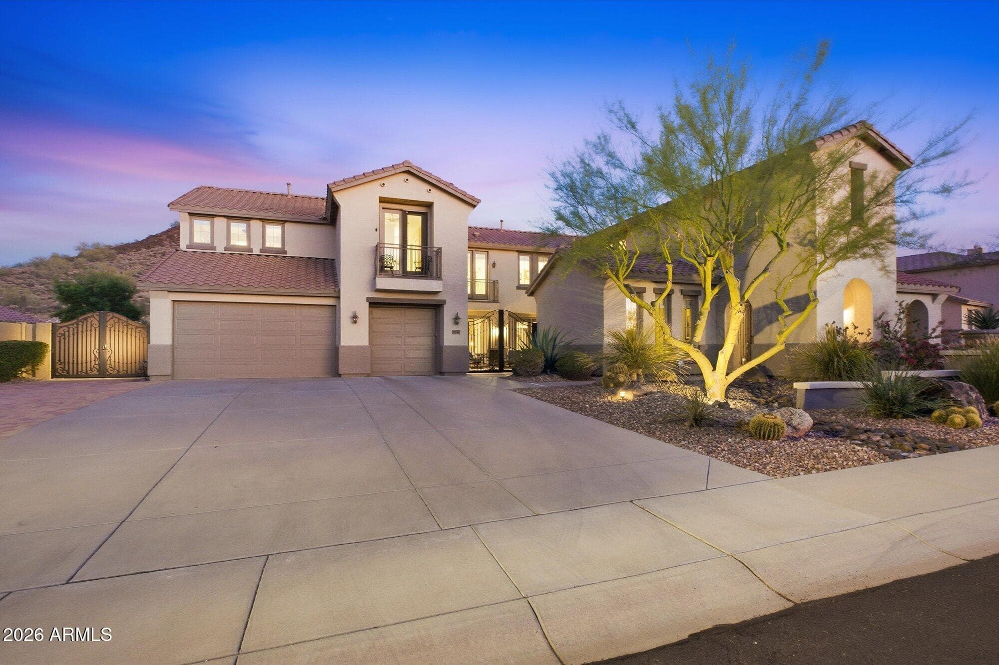 38521 N Donovan Ct — photo 1