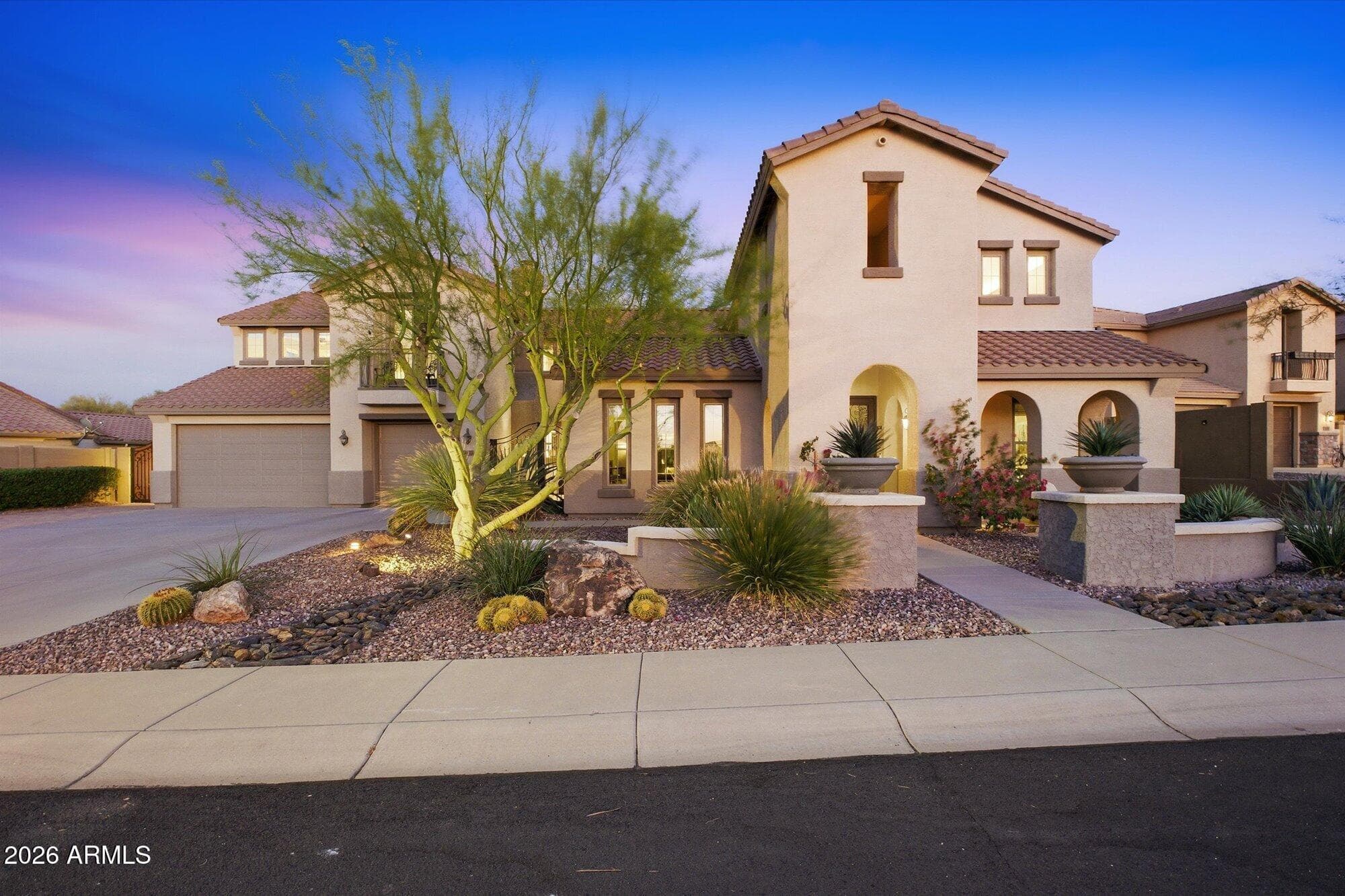 38521 N Donovan Ct — photo 2