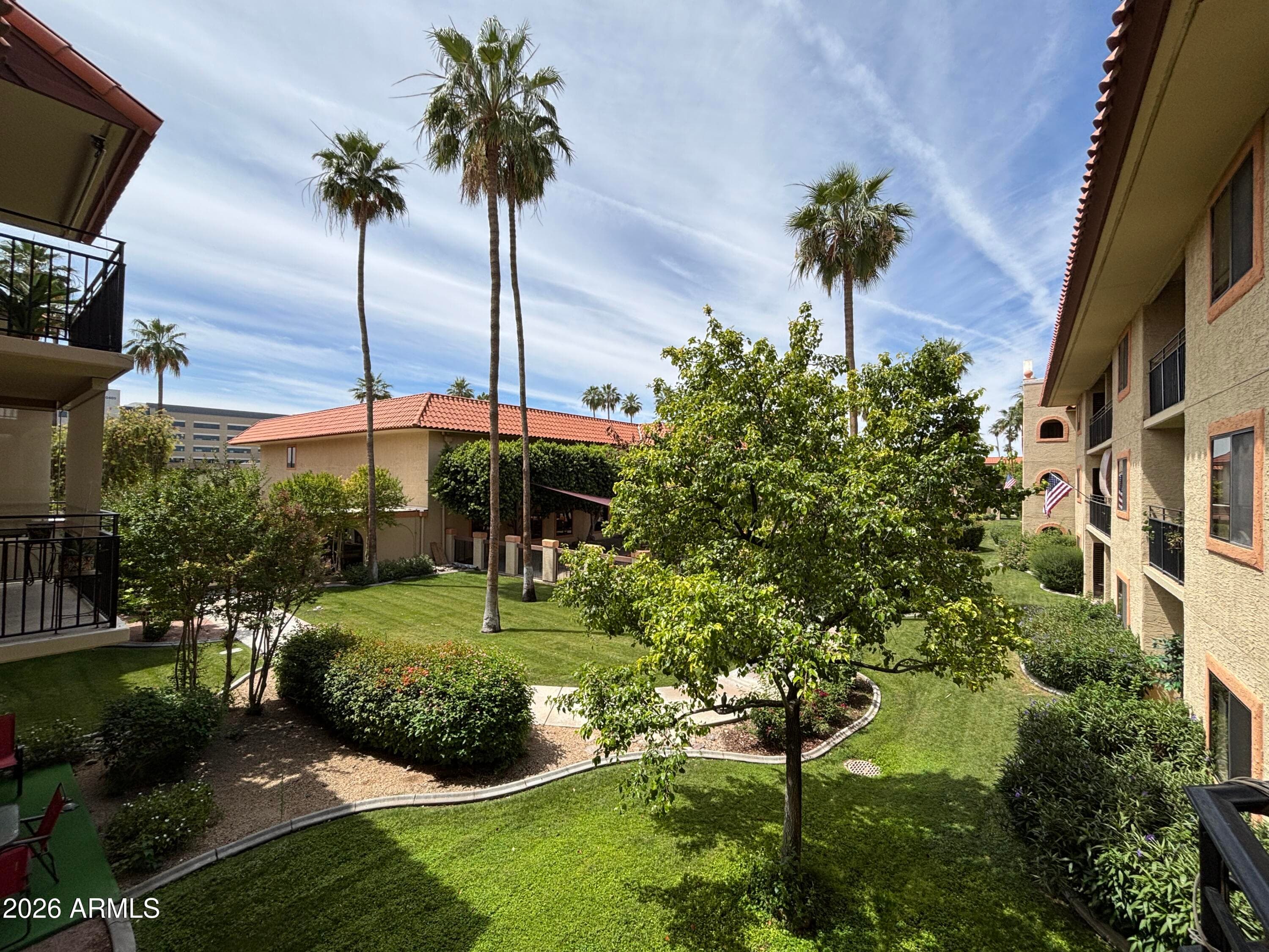 10330 W Thunderbird Blvd C203 — photo 1