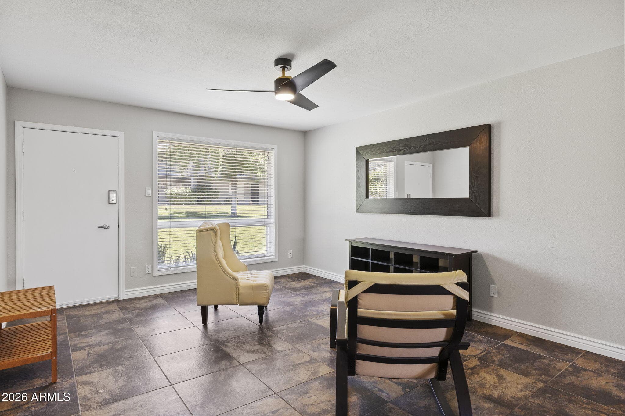 7141 N 16TH ST - Photo 4