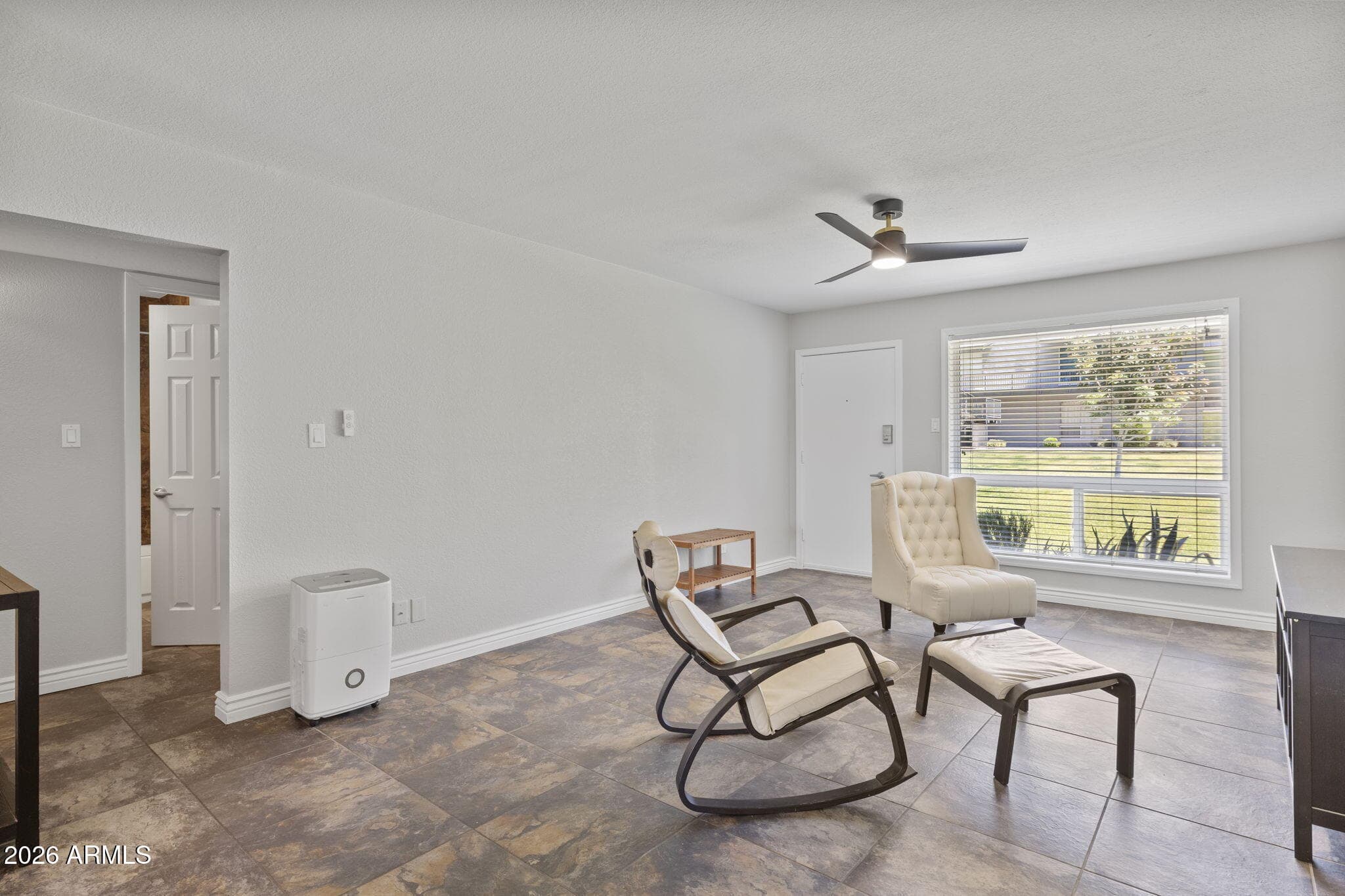 7141 N 16TH ST - Photo 5
