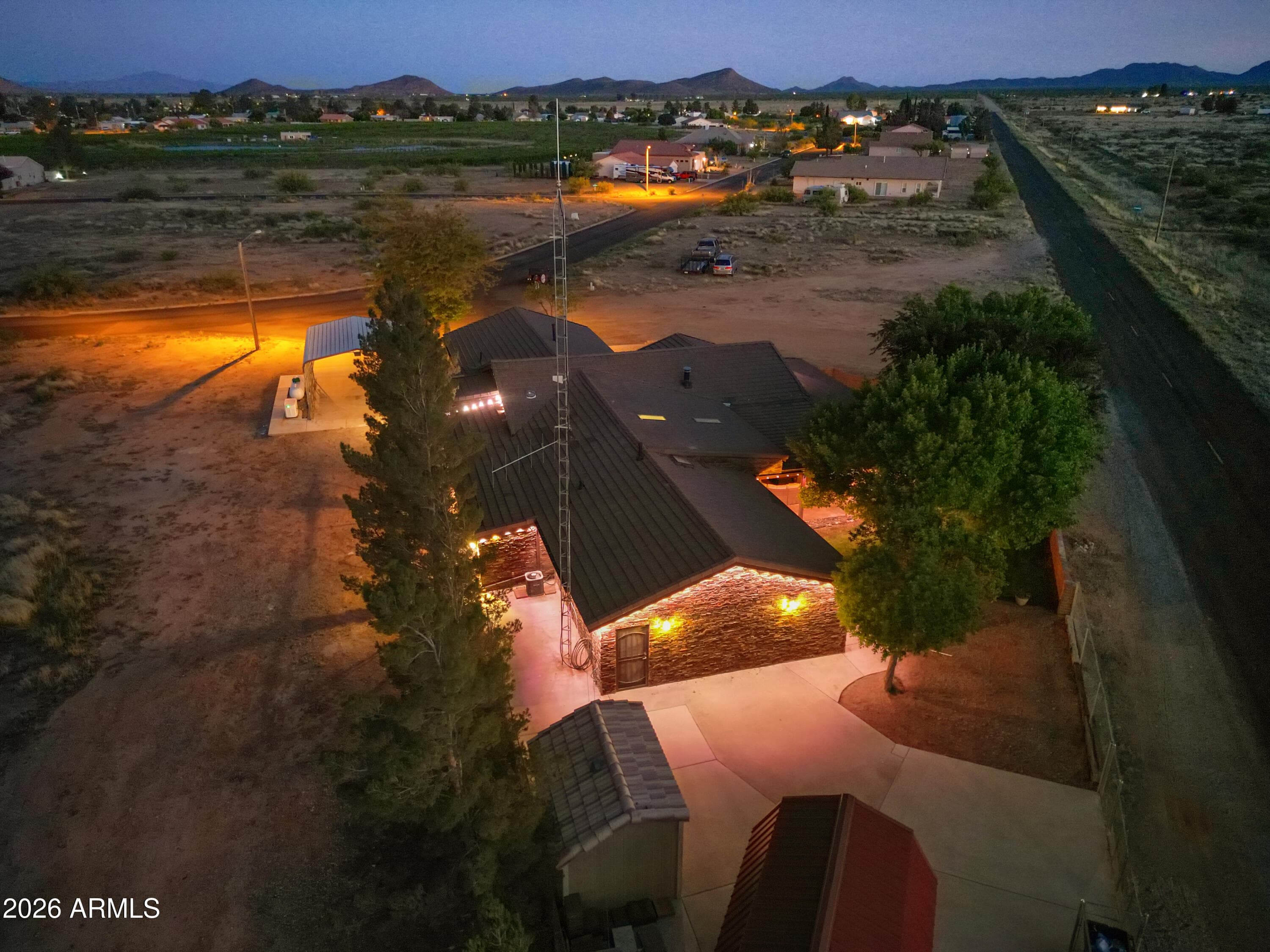 229 N CHOLLA DR - Photo 4