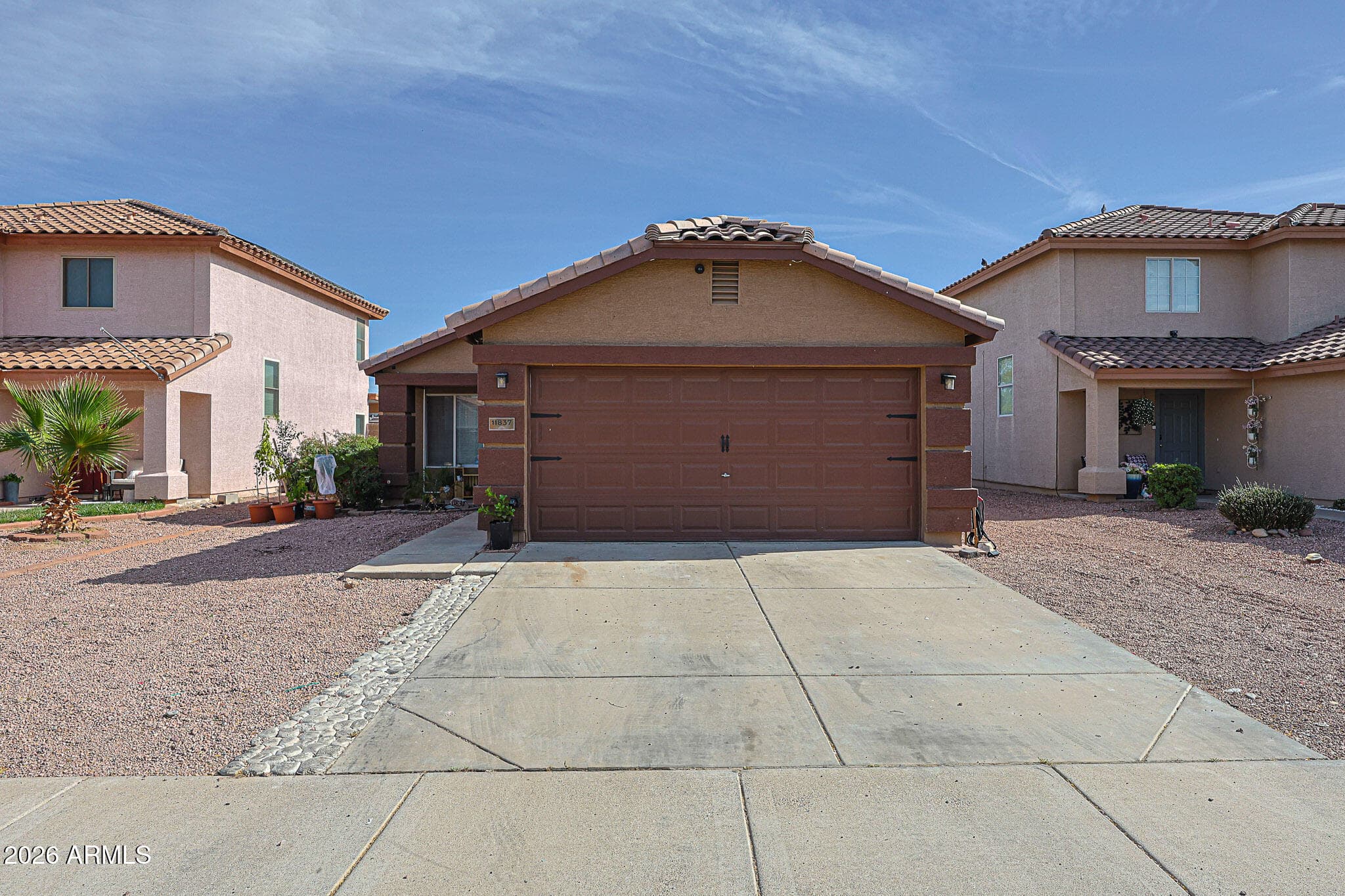 11837 W Sunnyside Dr — photo 2