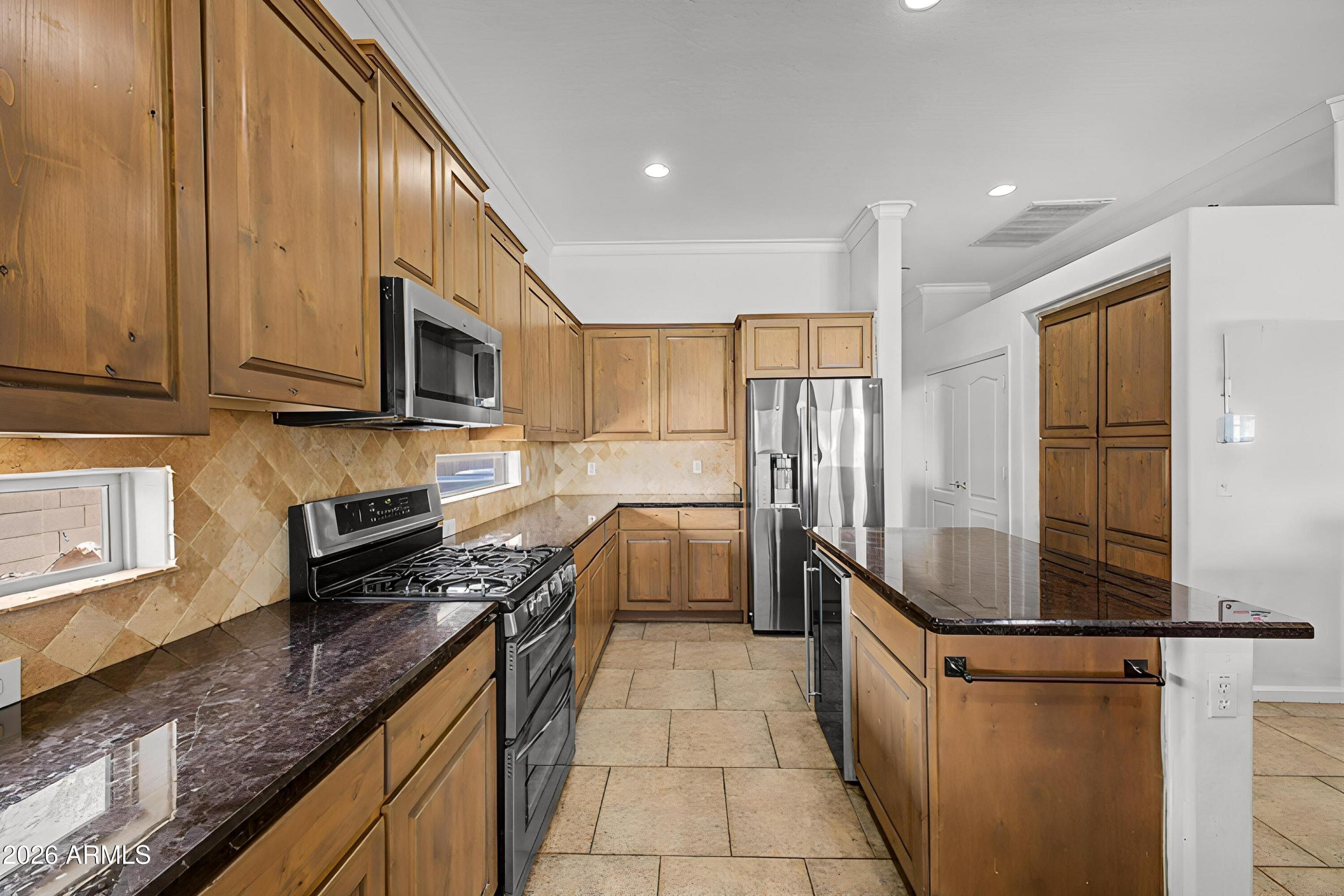 6720 S CRESTVIEW DR - See more photos
