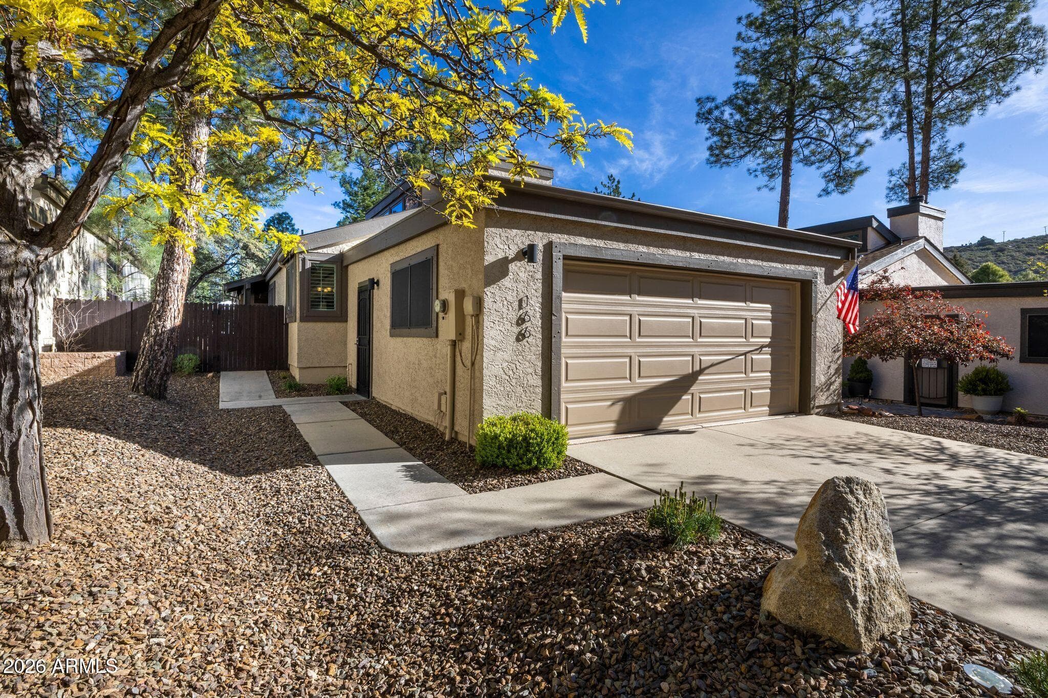 166 Falcon Ct — photo 2