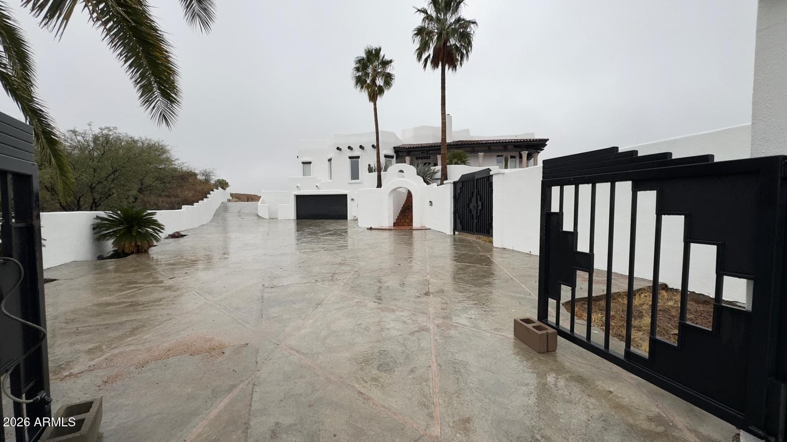 1091 W Mariposa Hills Dr — photo 2