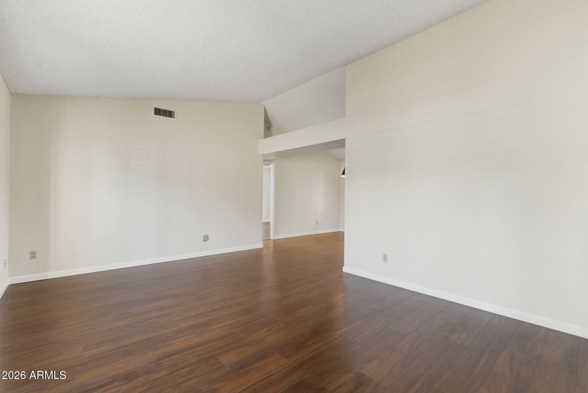 4050 W SAGUARO PARK LN - Photo 4