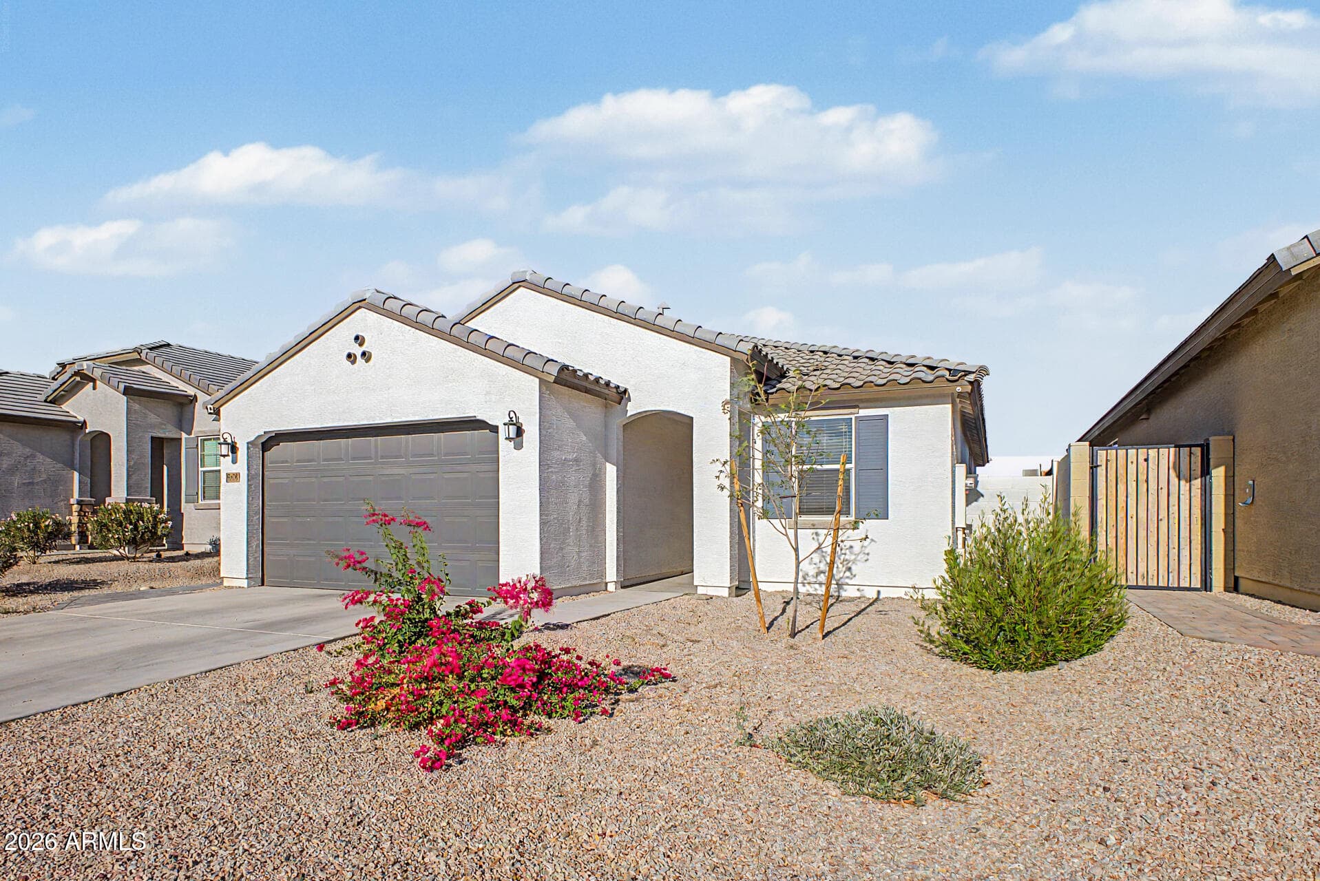 5609 S 23rd Dr — photo 1