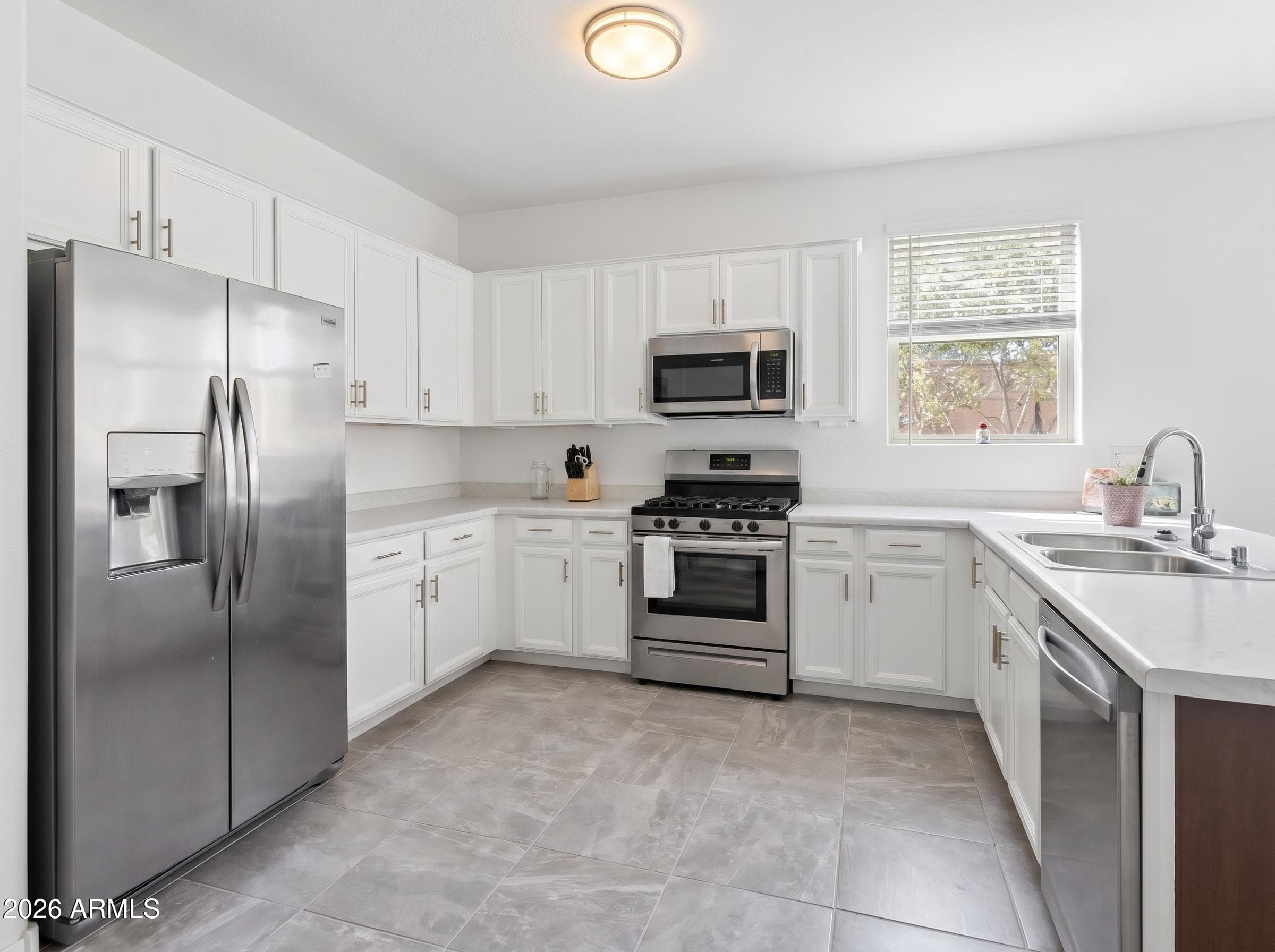 17237 W WEST WIND DR - Photo 5