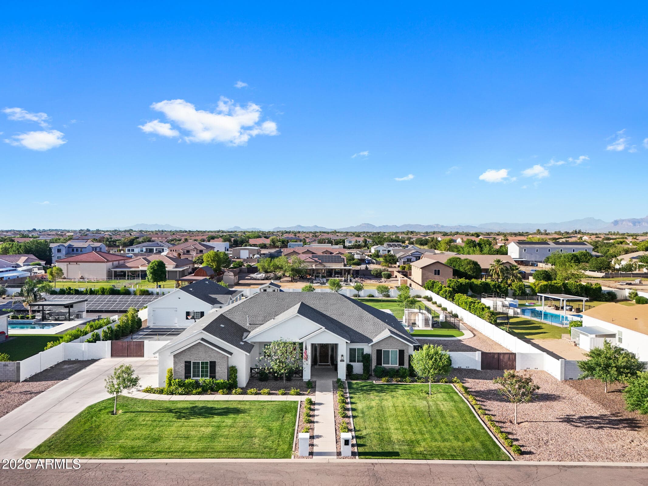 21230 E Cedar Waxwing Dr — photo 1