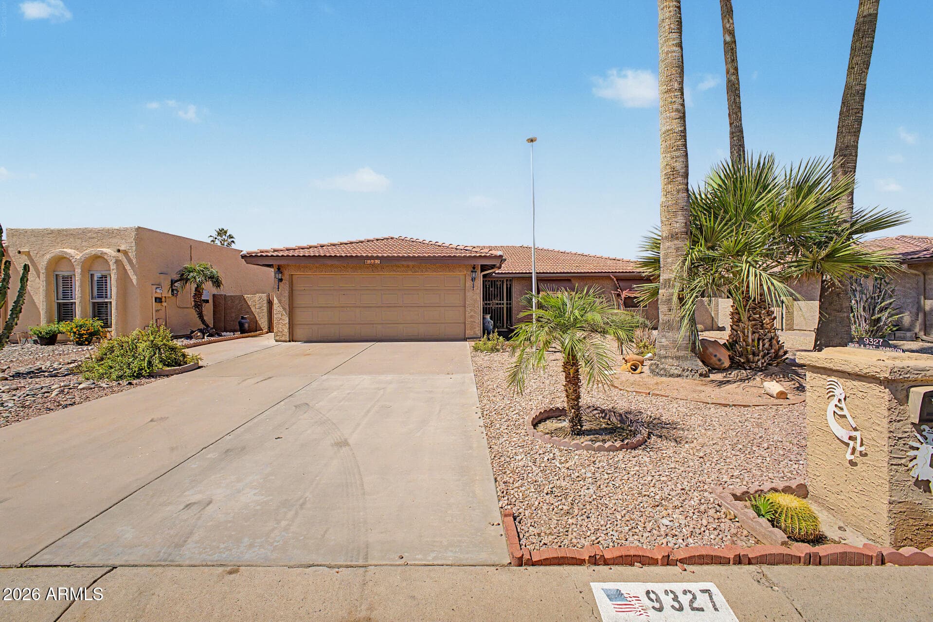 9327 E Citrus N Ln — photo 1