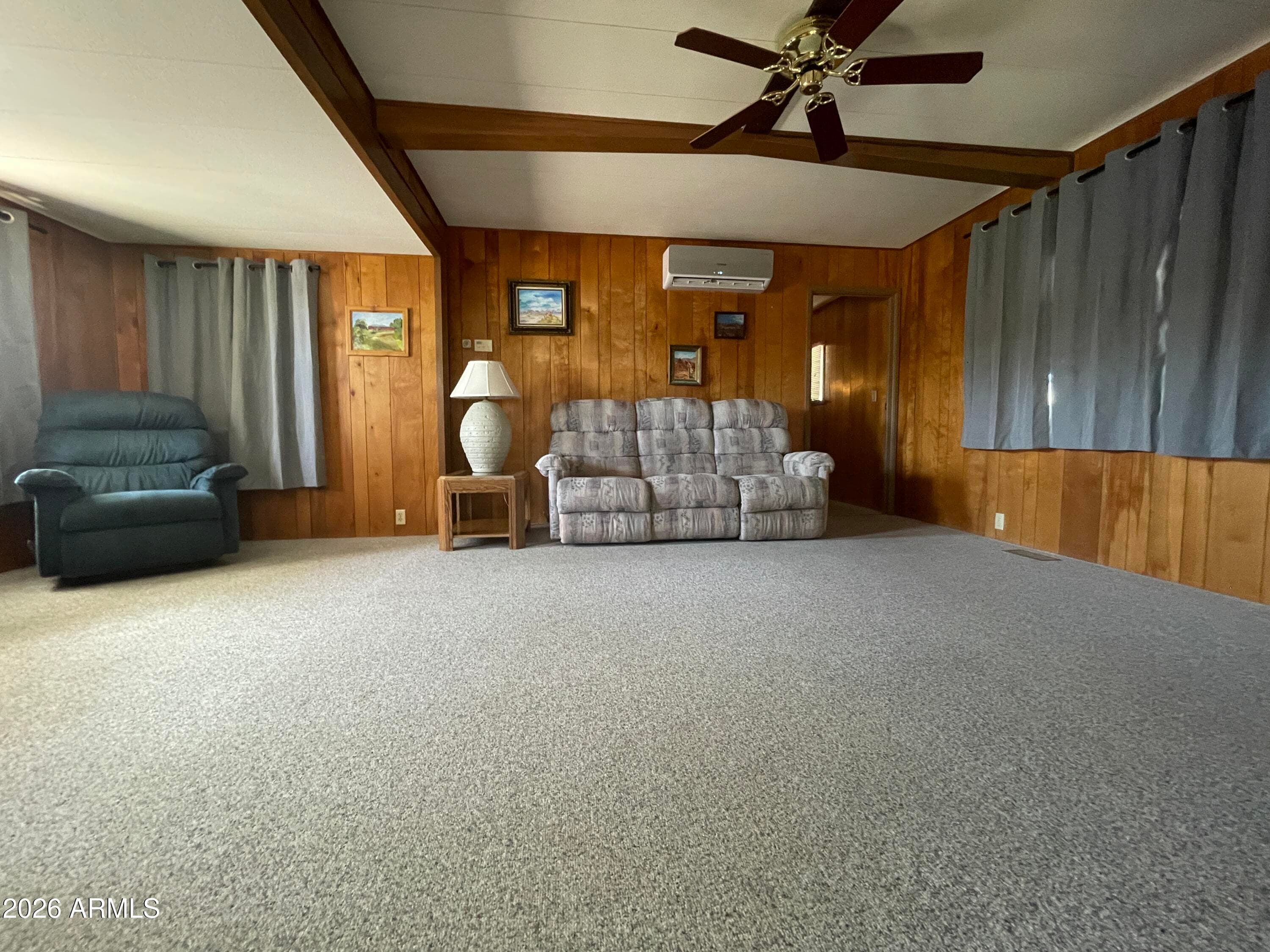 75 E Lynn Way — photo 1