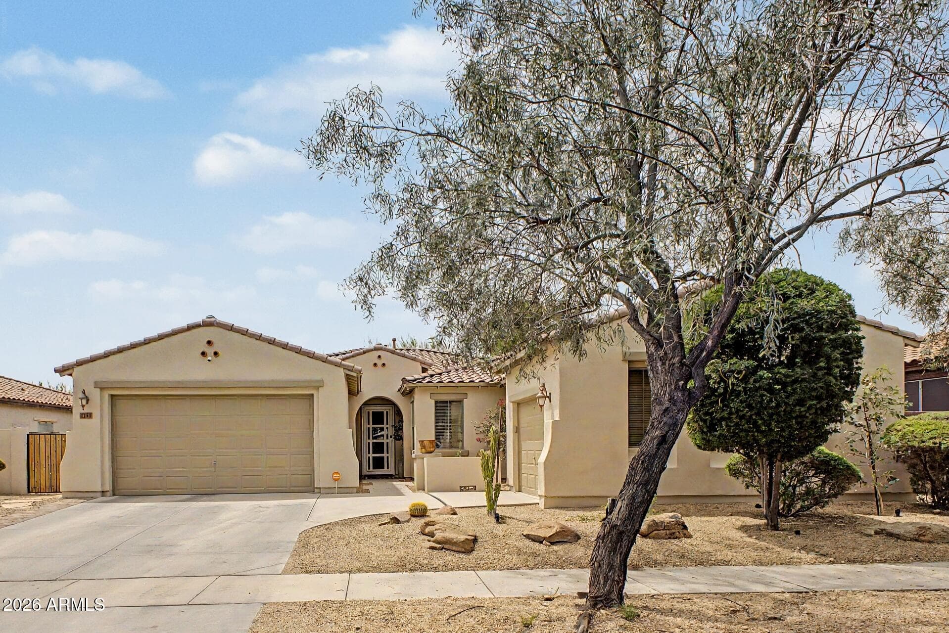 1741 W Bramble Berry Ln — photo 2