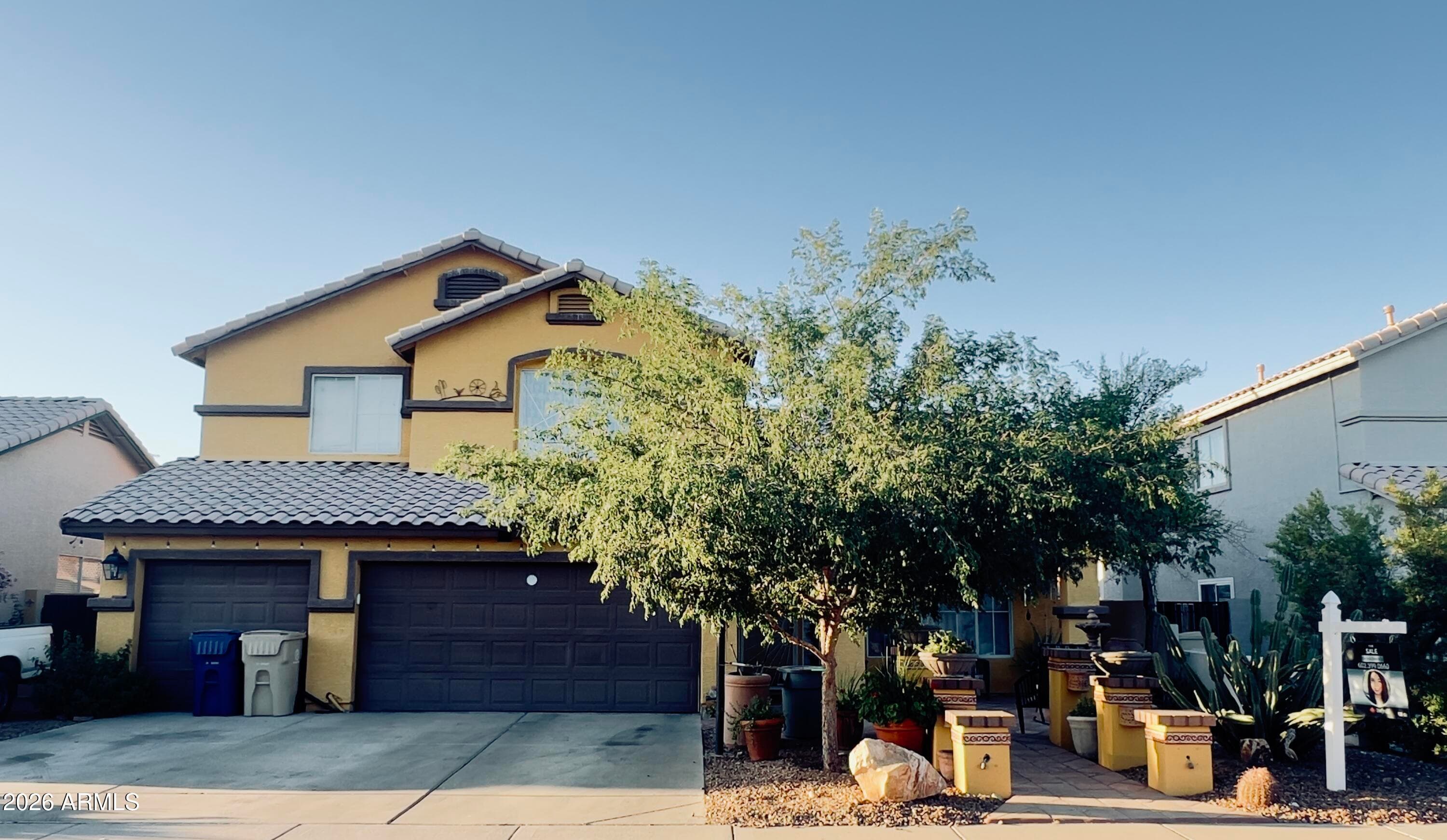 7972 W Rancho Dr — photo 2