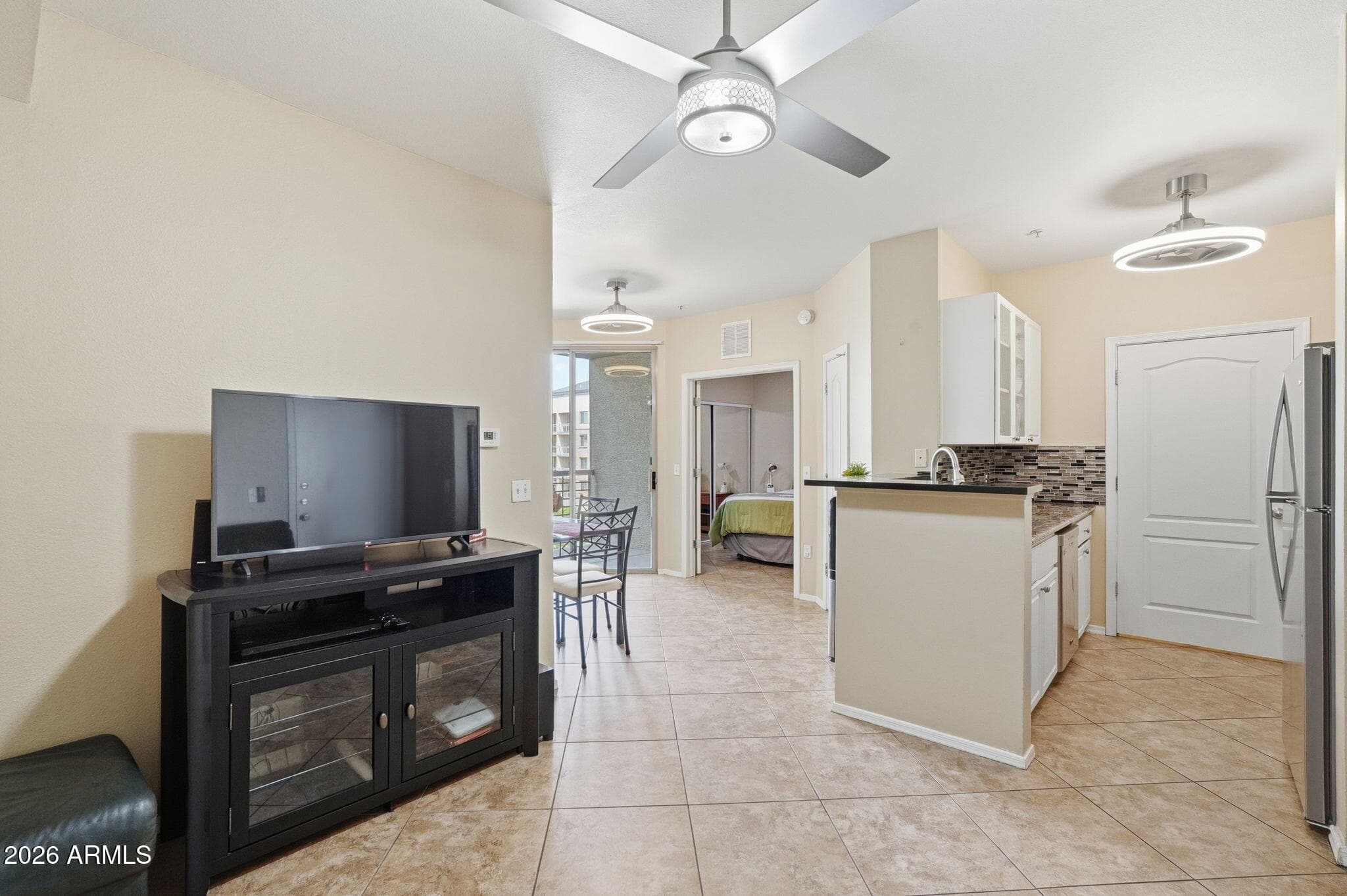 1701 E Colter St 303 — photo 2