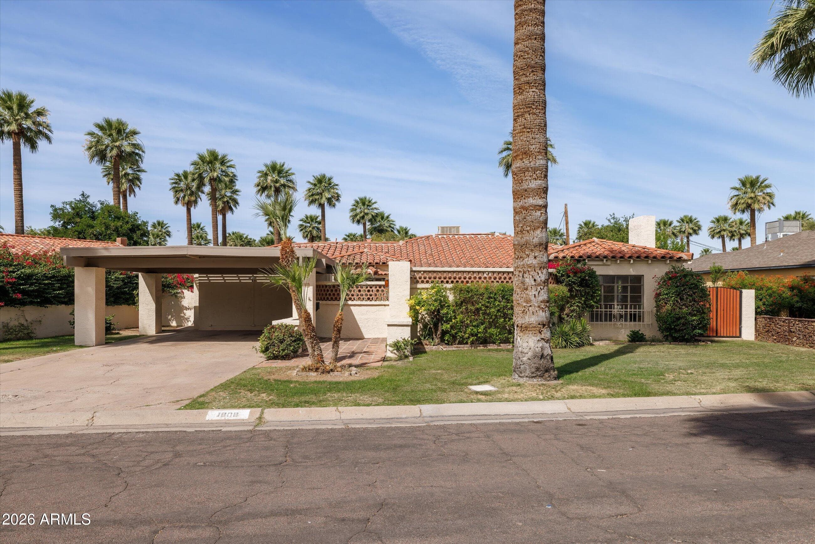 1808 N 9th Ave — photo 2