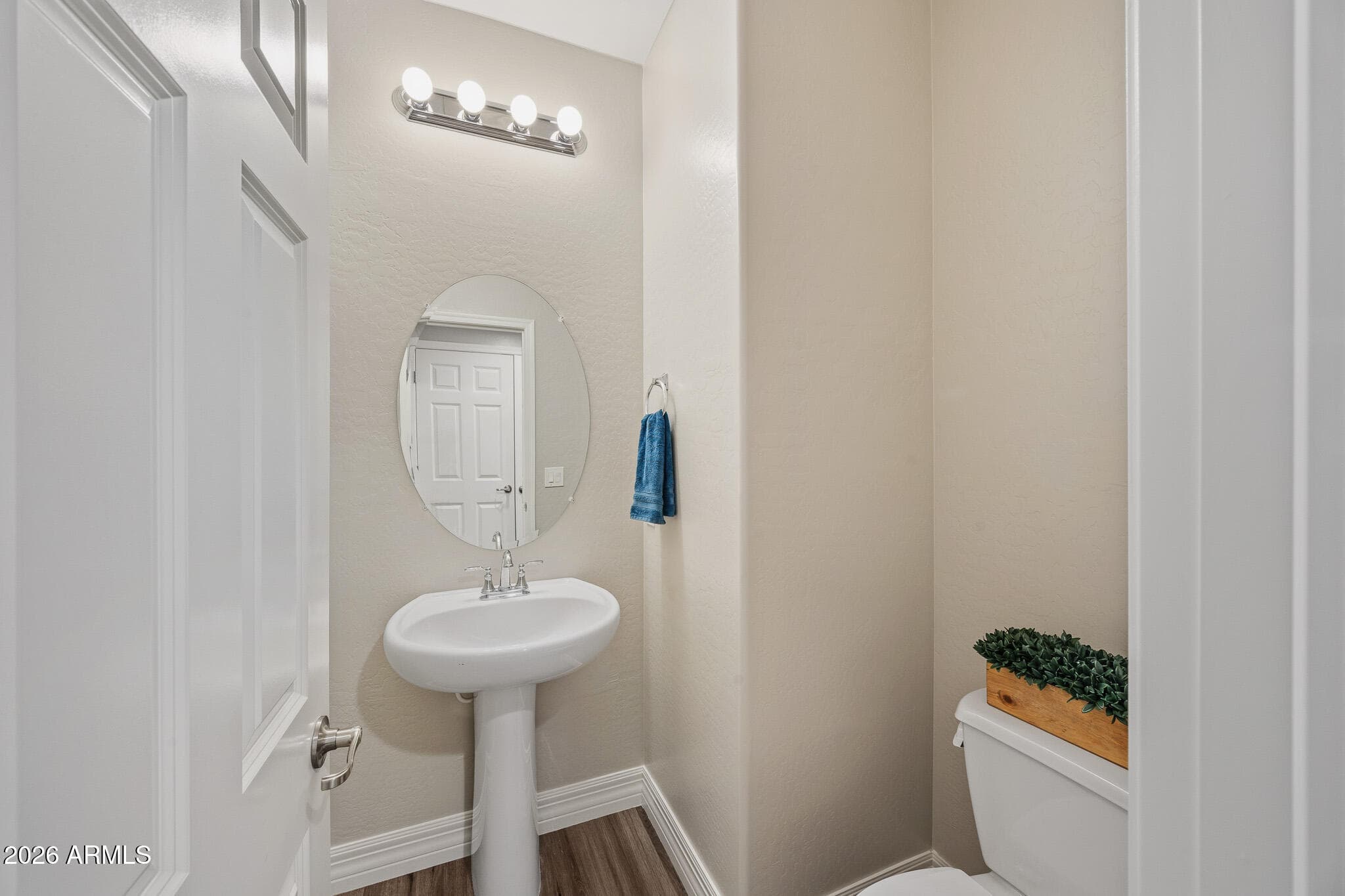 1722 E Dogwood Ln — photo 34