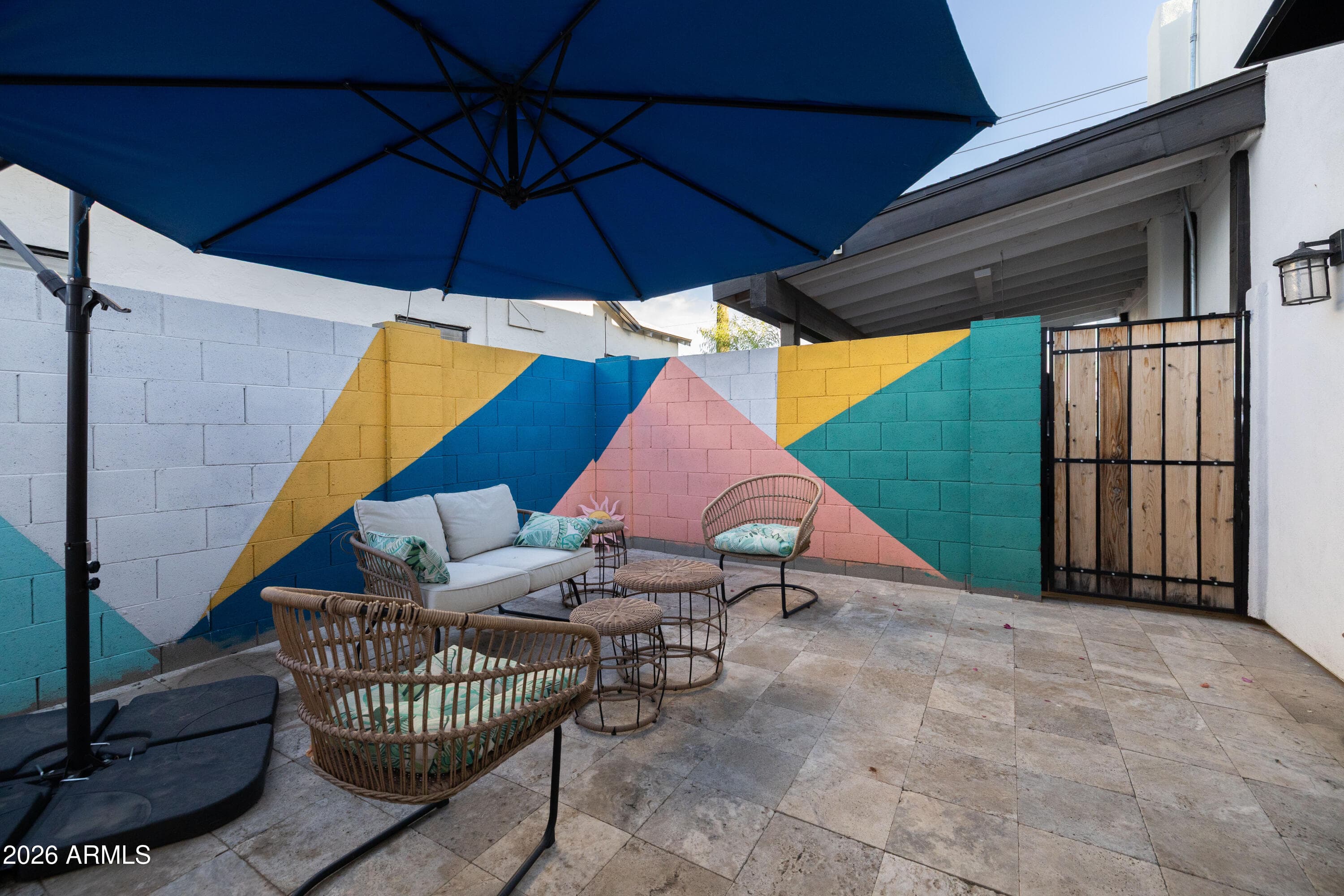 1140 E Sheridan St — photo 109