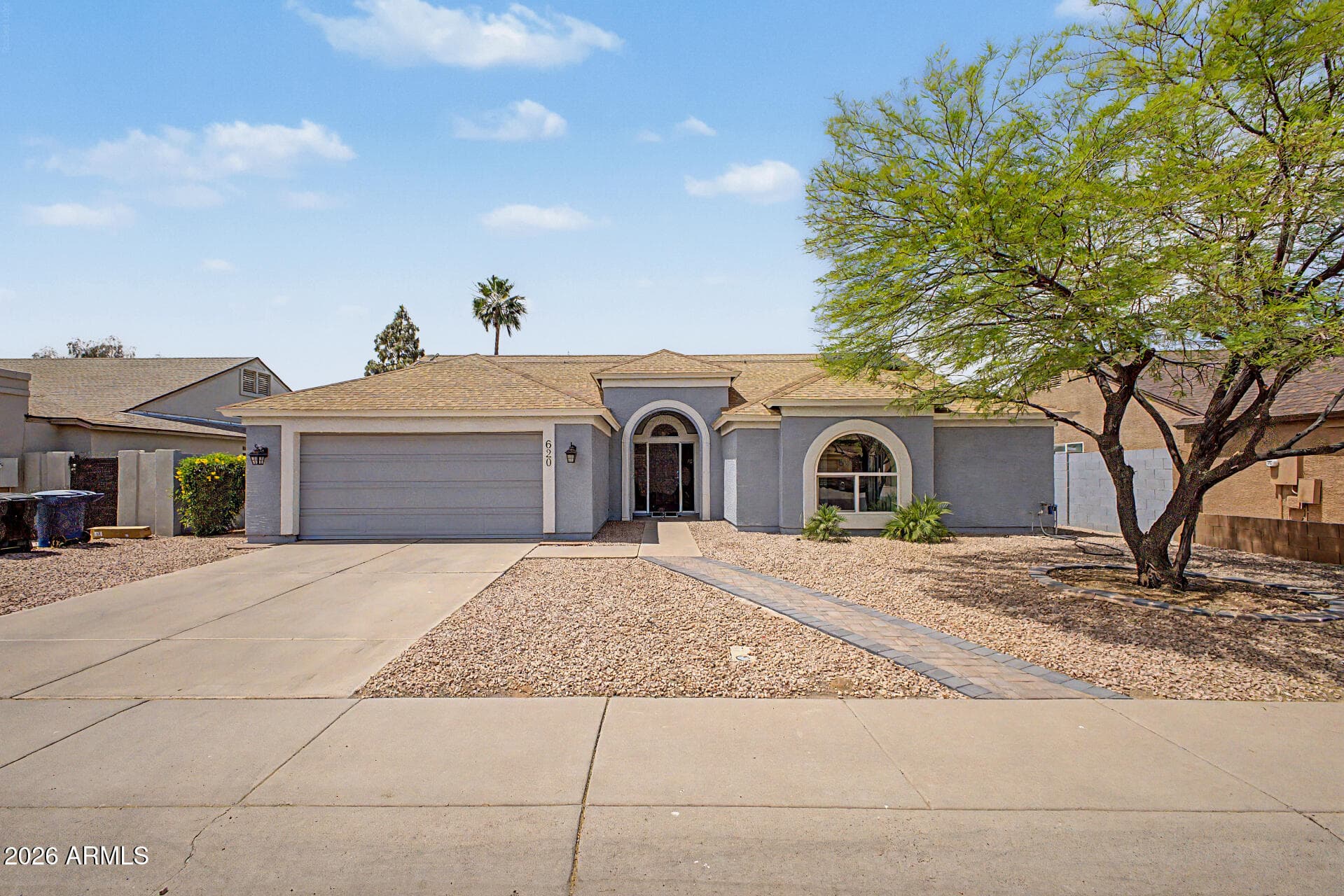 620 S Kenwood Ln — photo 1