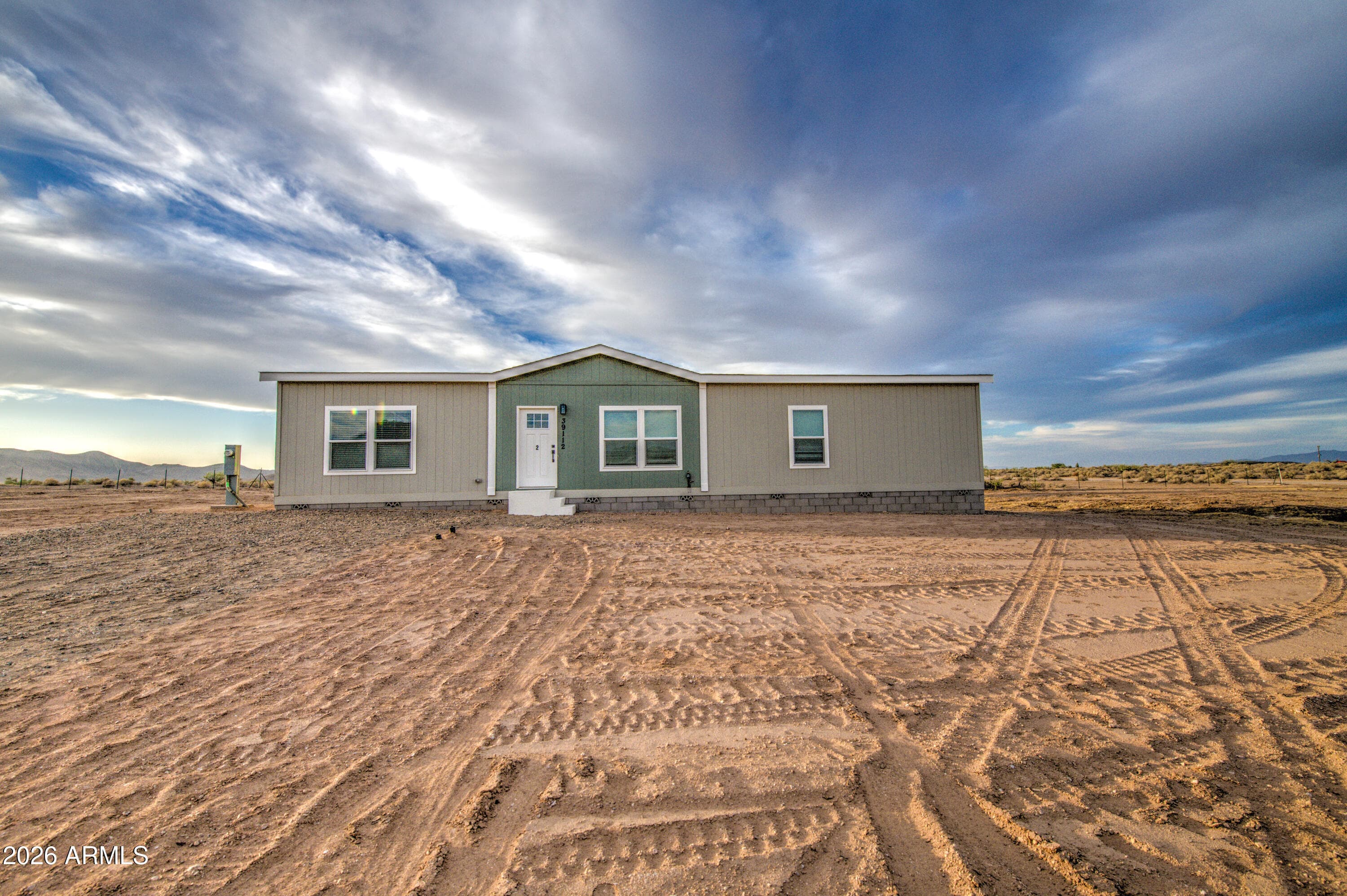 39112 W Maldonado Rd — photo 2