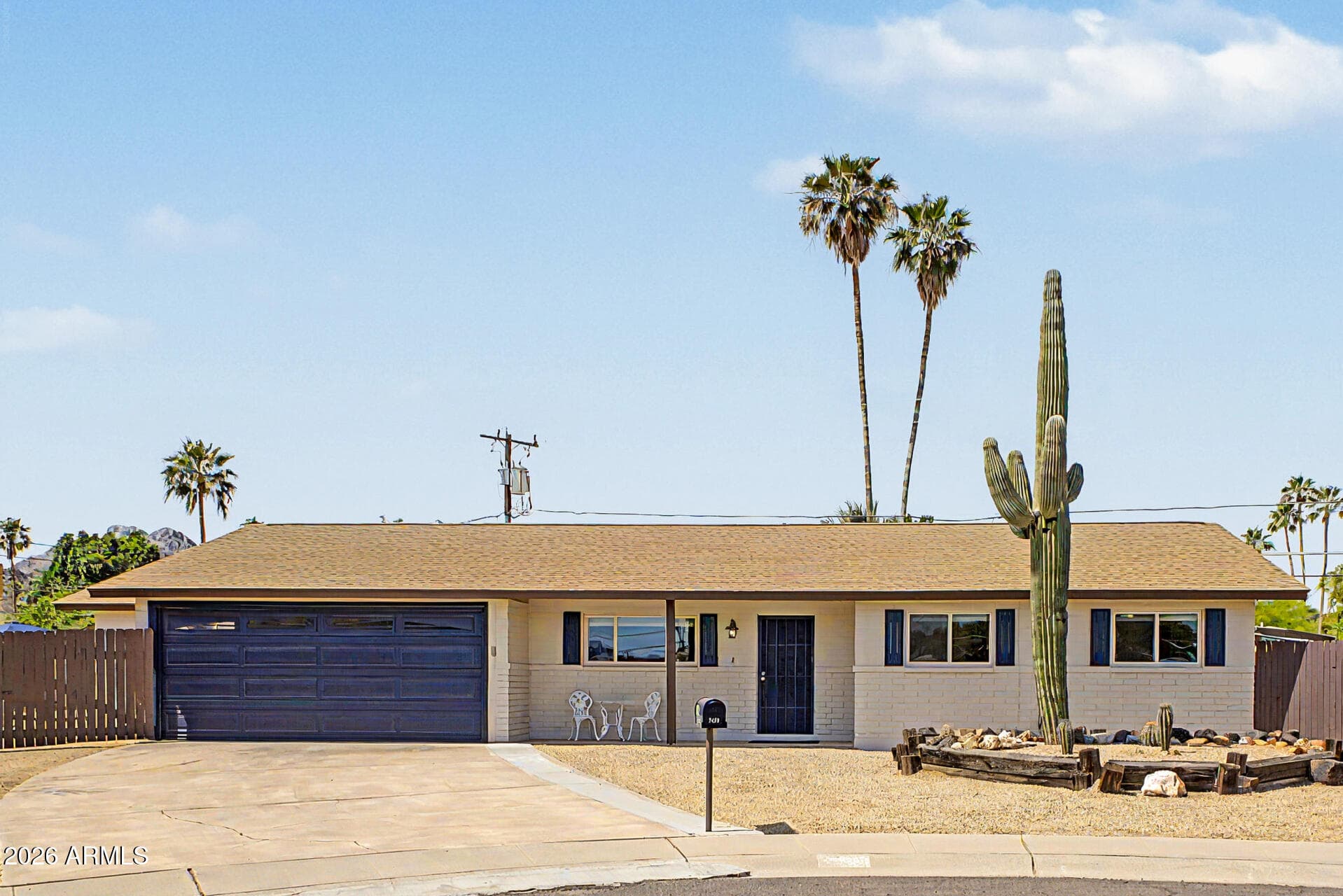 3401 E Carol Circle — photo 1