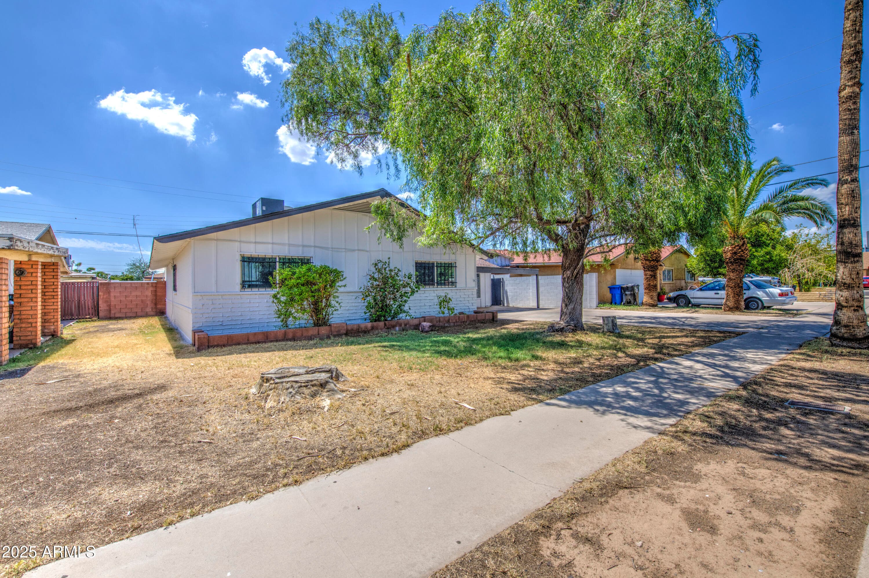 4750 N 39th Dr — photo 2