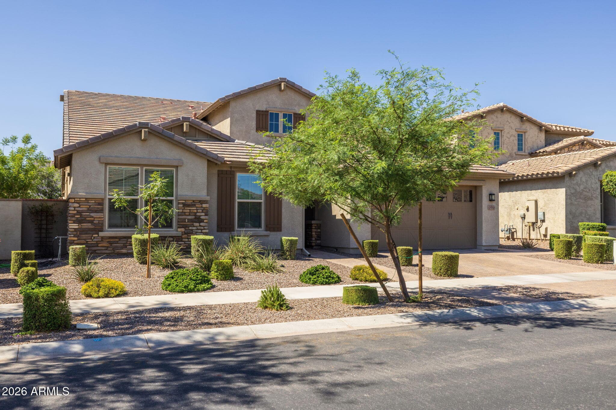 10550 E Sheffield Dr — photo 2