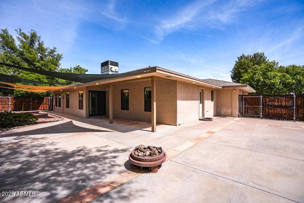 4657 E BROKEN SADDLE DR - Photo 4