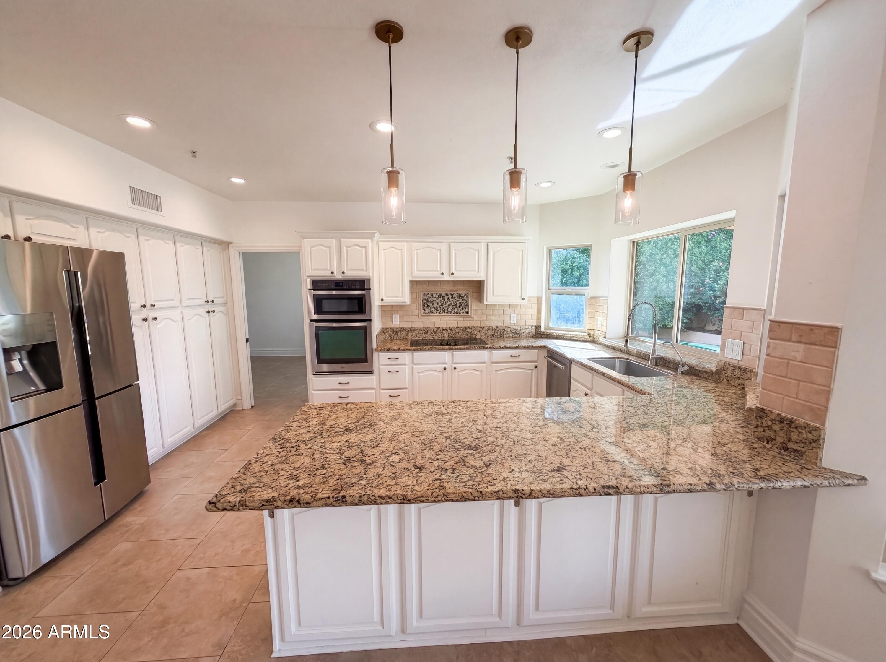 9153 E Palm Tree Dr — photo 2