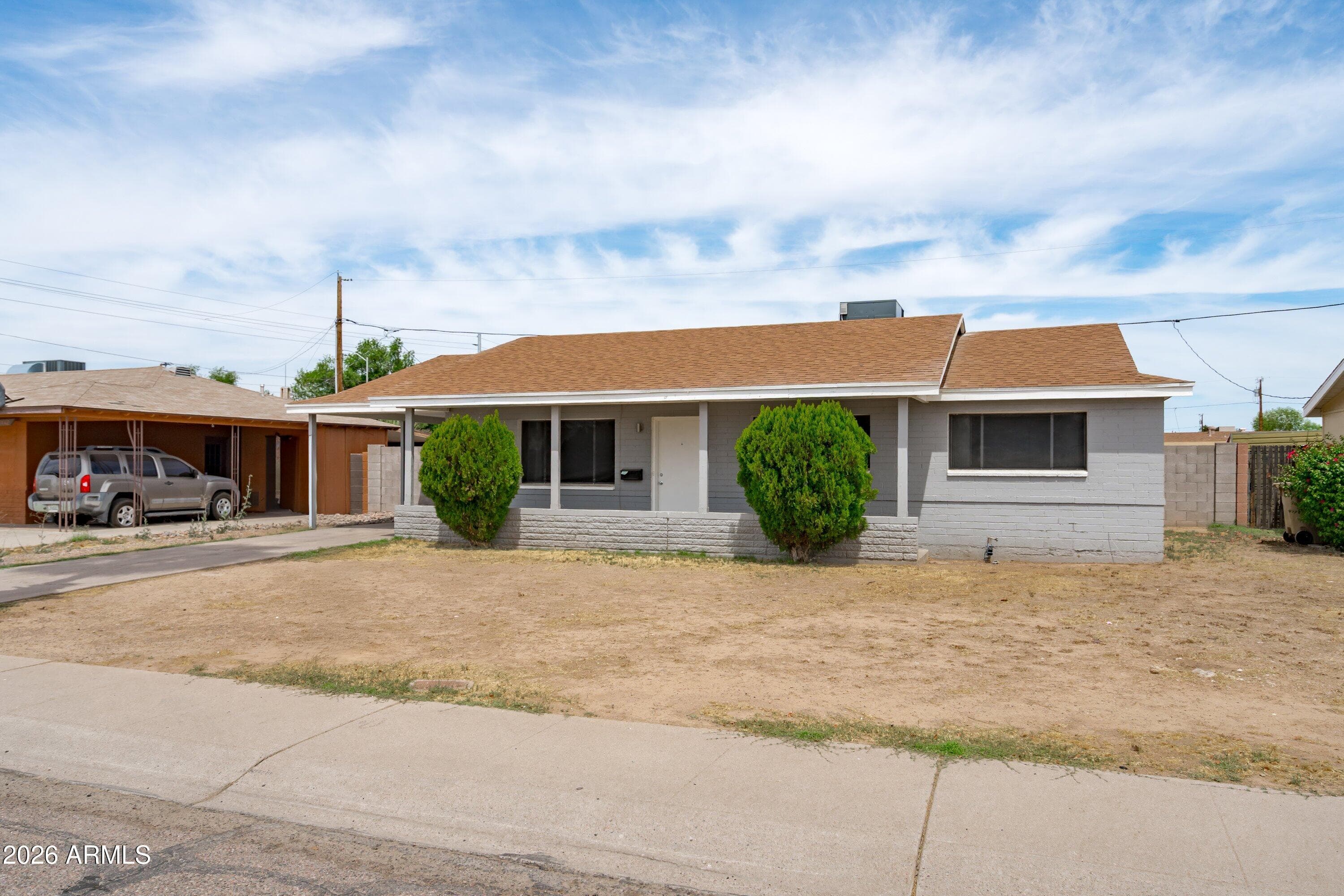 3438 W Sierra St — photo 2