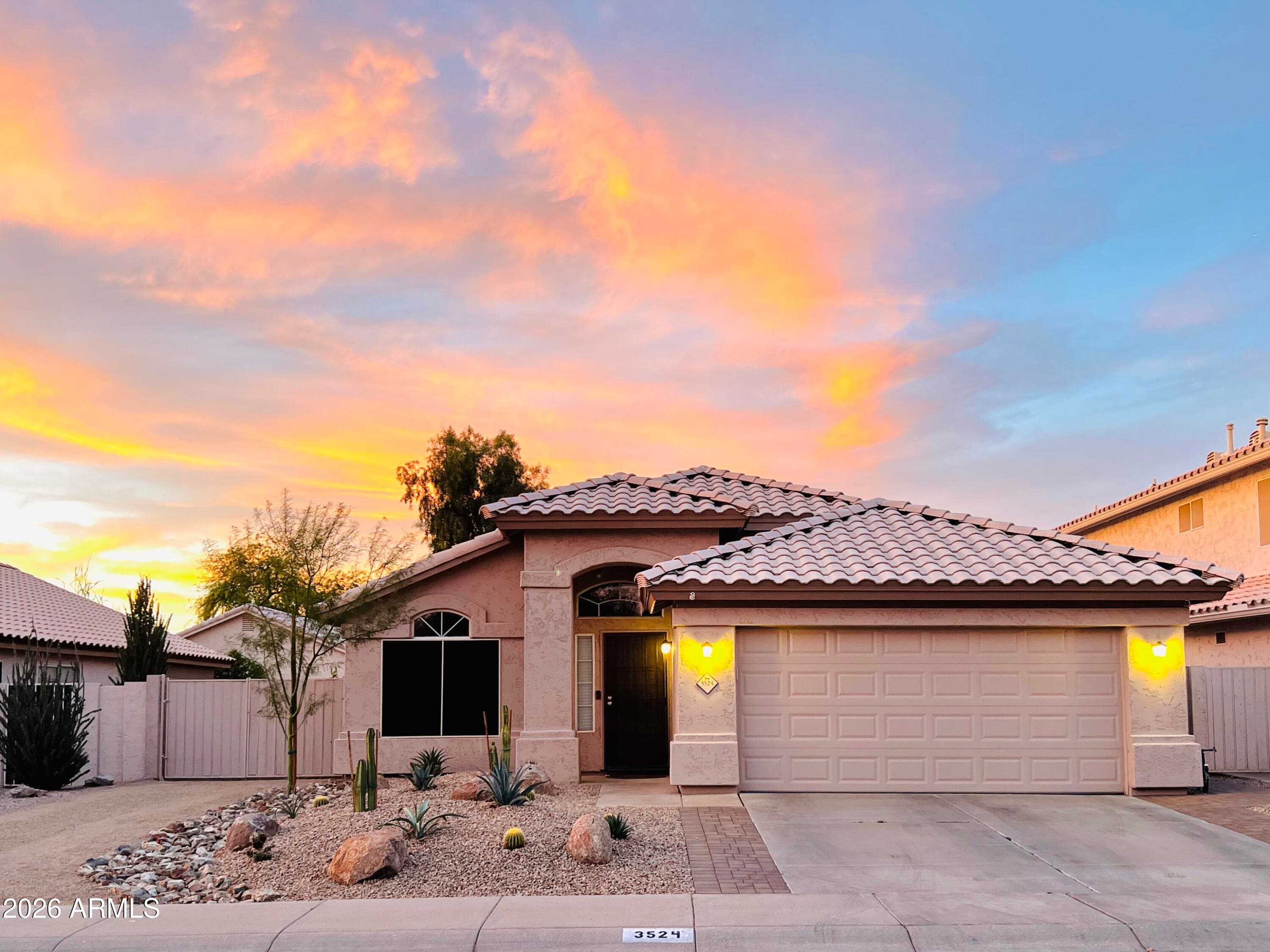 3524 E Kristal Way — photo 1