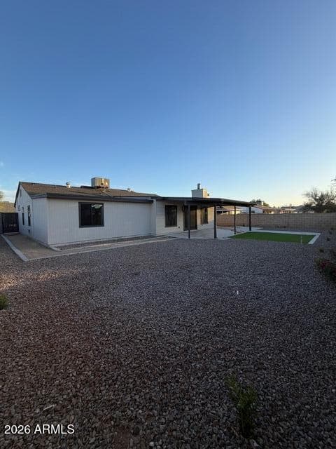 730 E Huber St — photo 2